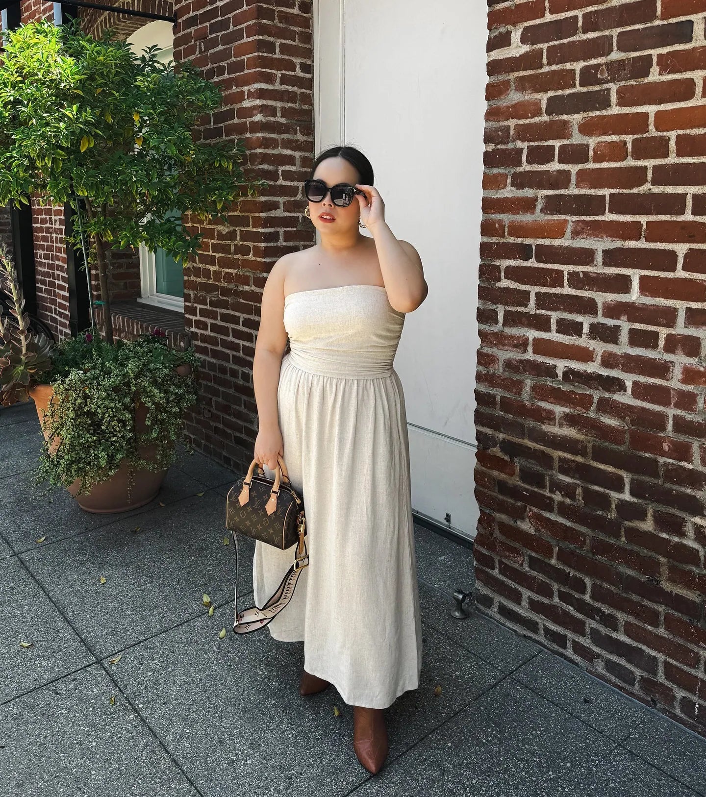 Effortlessly Elevated Strapless Linen-Blend Dress