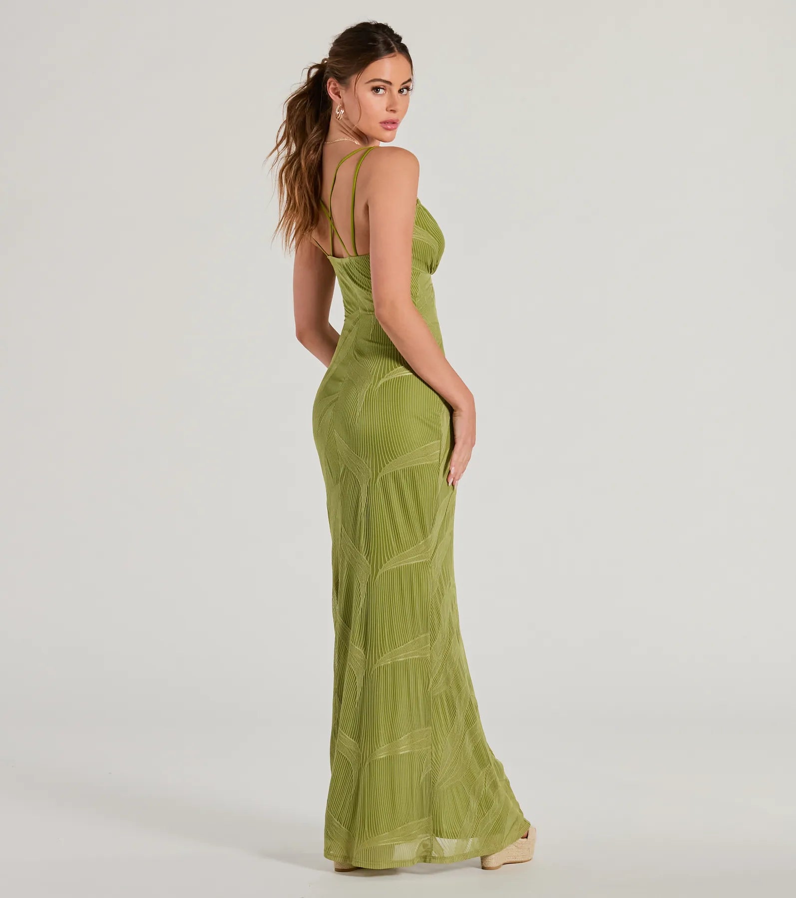 Sunshine And Good Time V-Neck Mermaid Maxi Dress