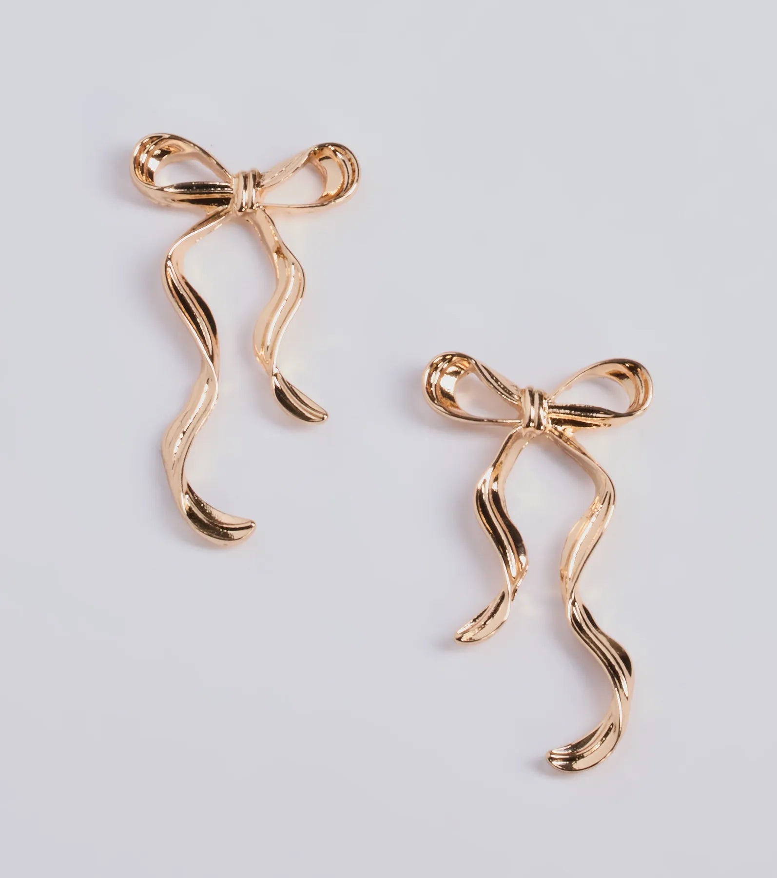 Adorable Glamour Long Bow Stud Earrings