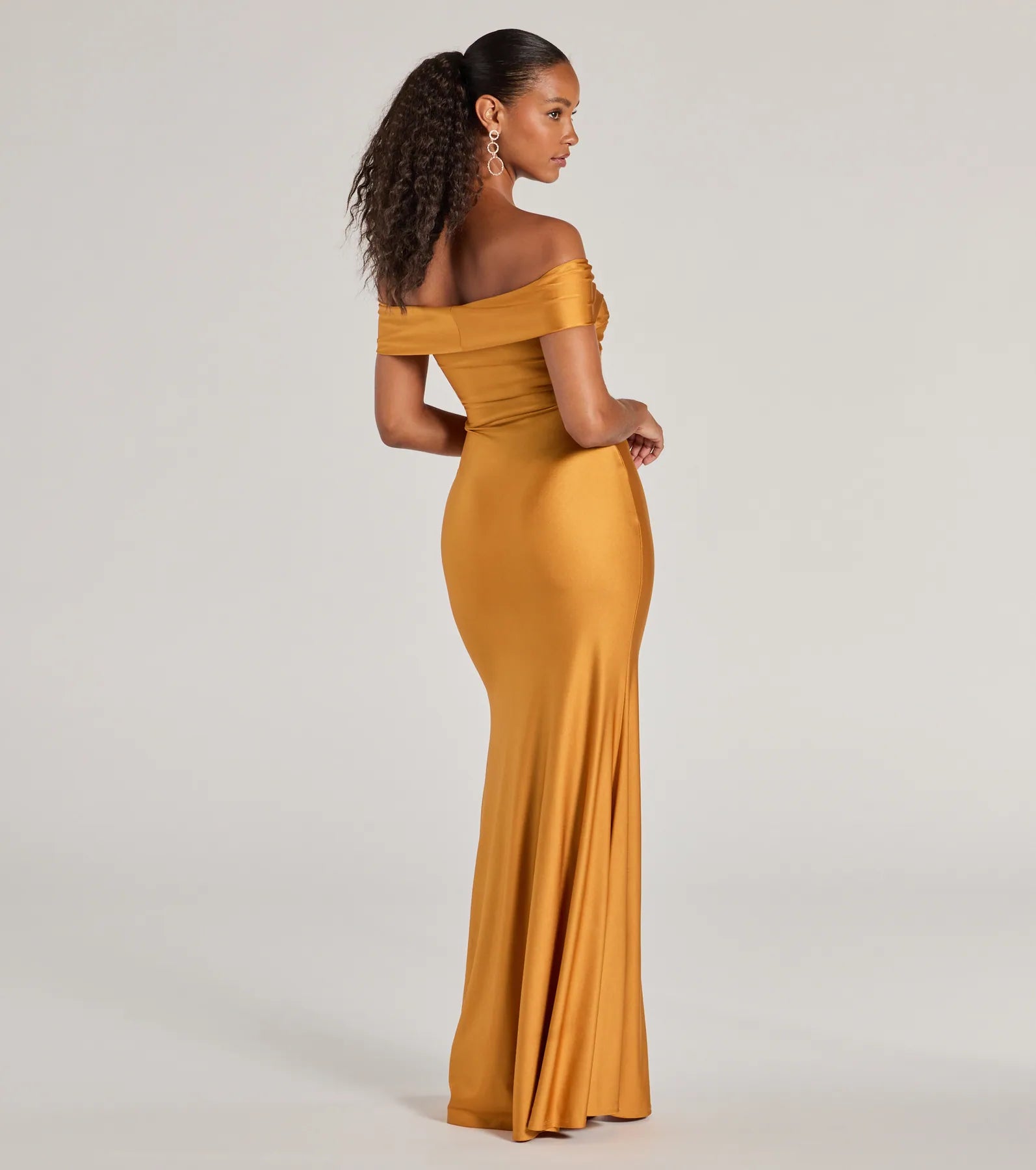 Steff Off-The-Shoulder Mermaid Slit Formal Dress