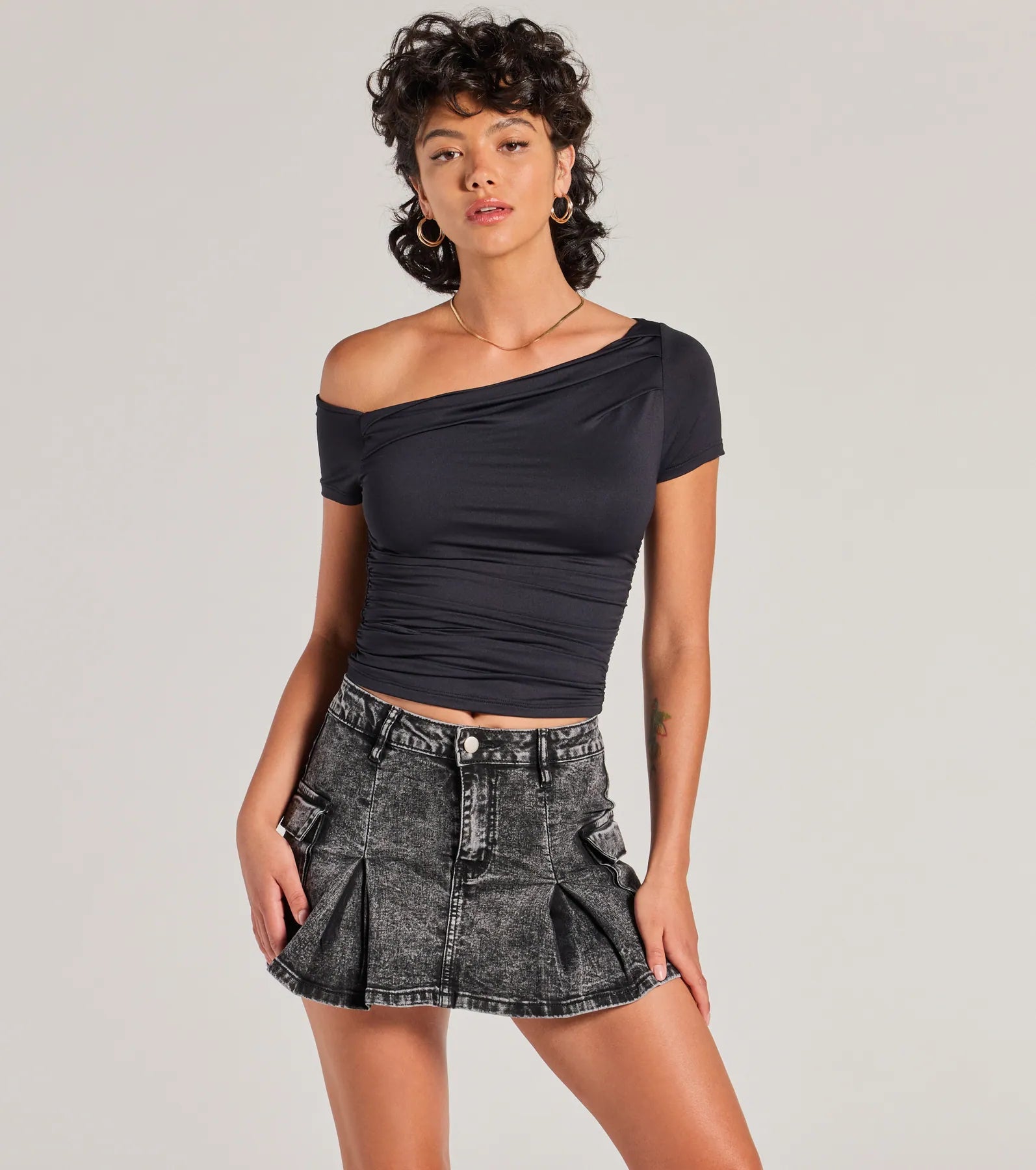 Channel Cute Mid-Rise Pleated Denim Mini Skirt