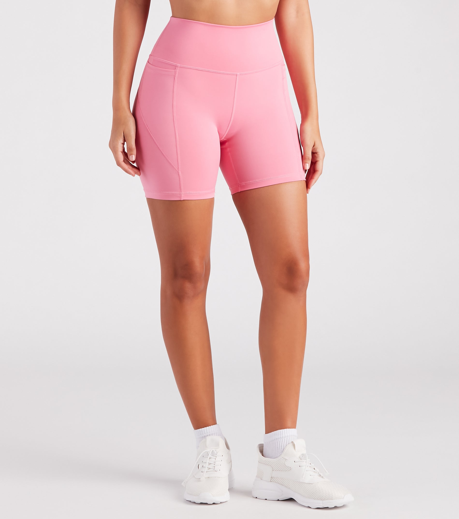 Stylish And Seamless High-Rise Biker Shorts