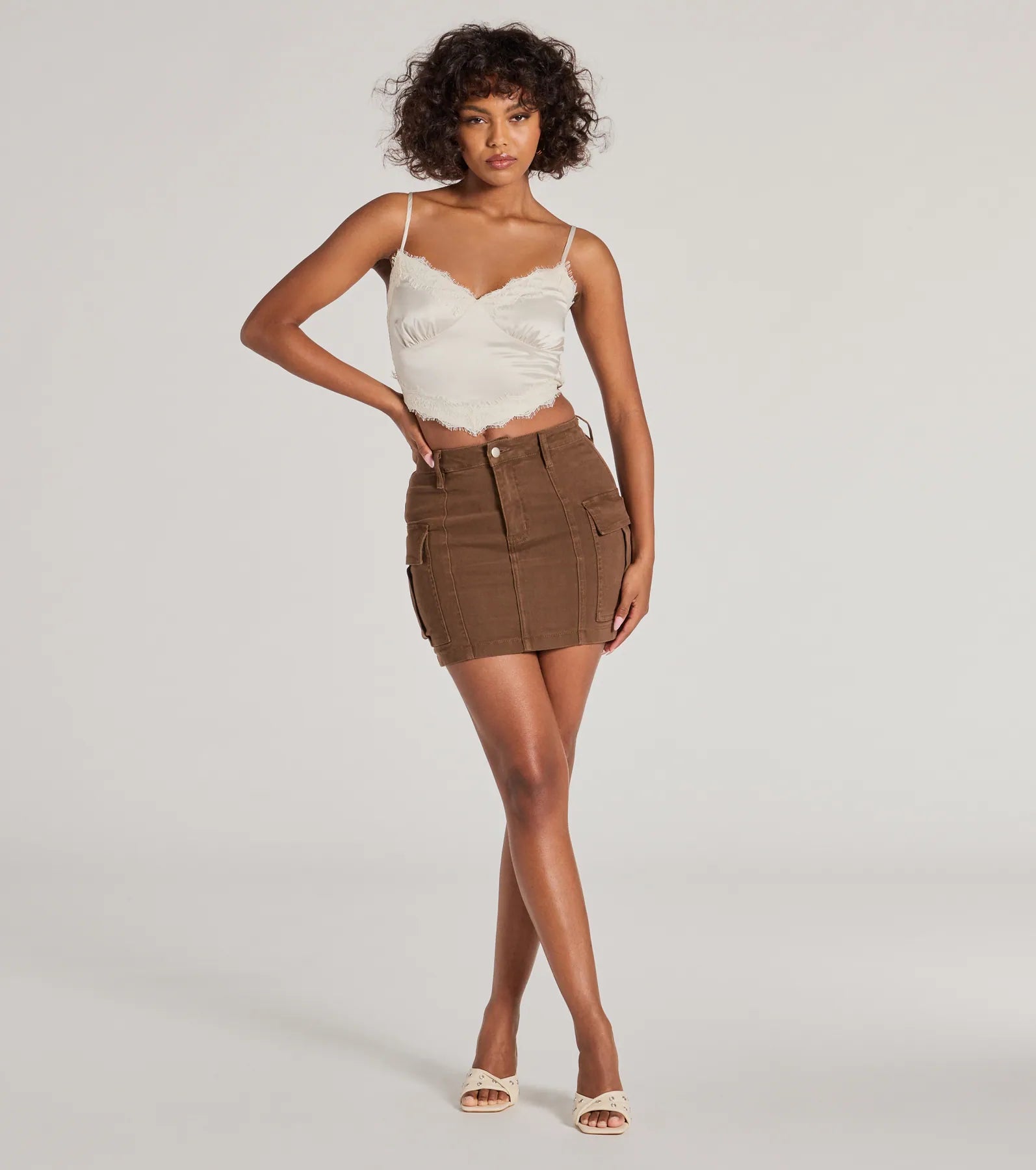 Serving Style Cargo Mini Skirt