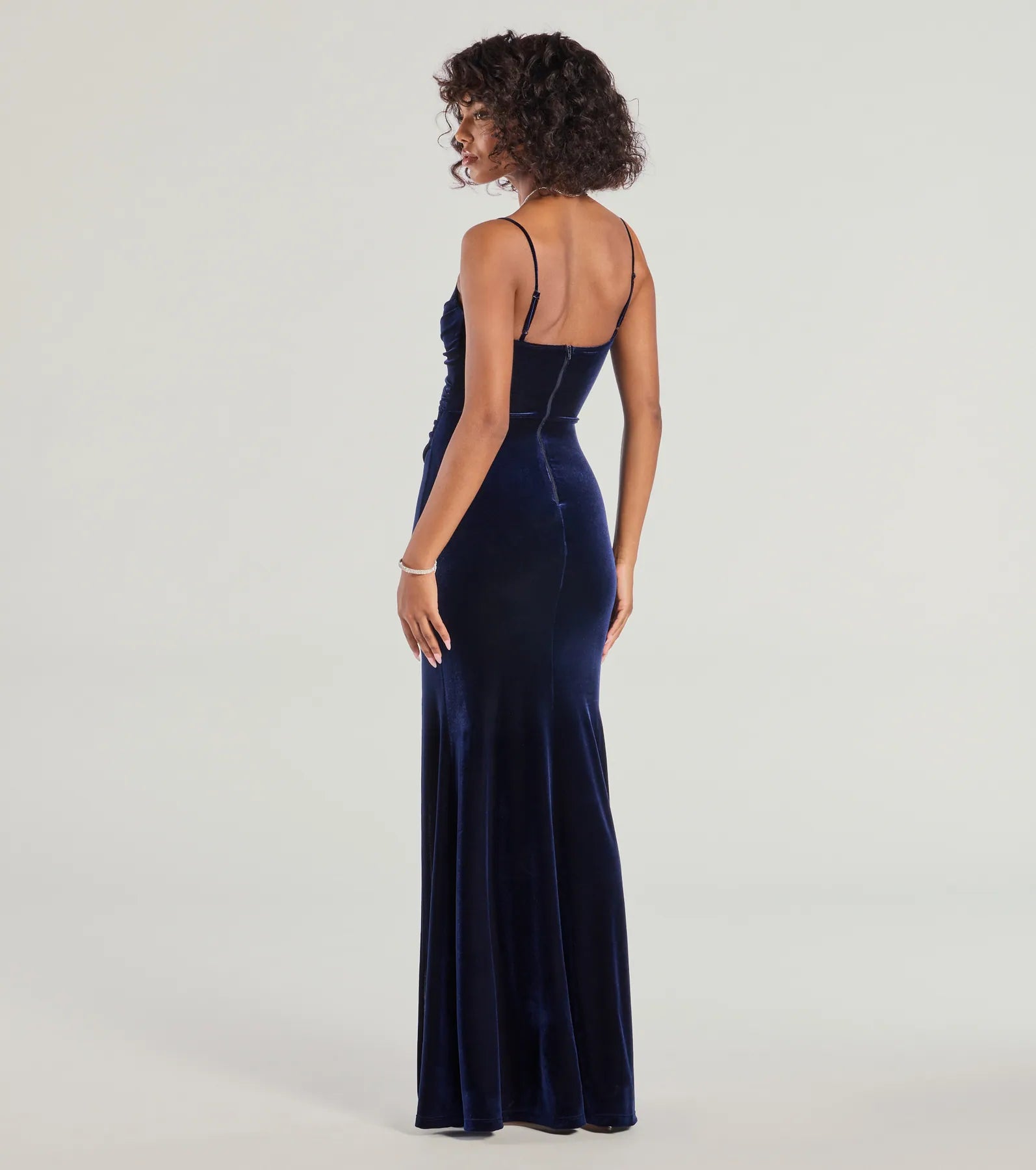 Giselle Sleeveless Slit Mermaid Velvet Formal Dress