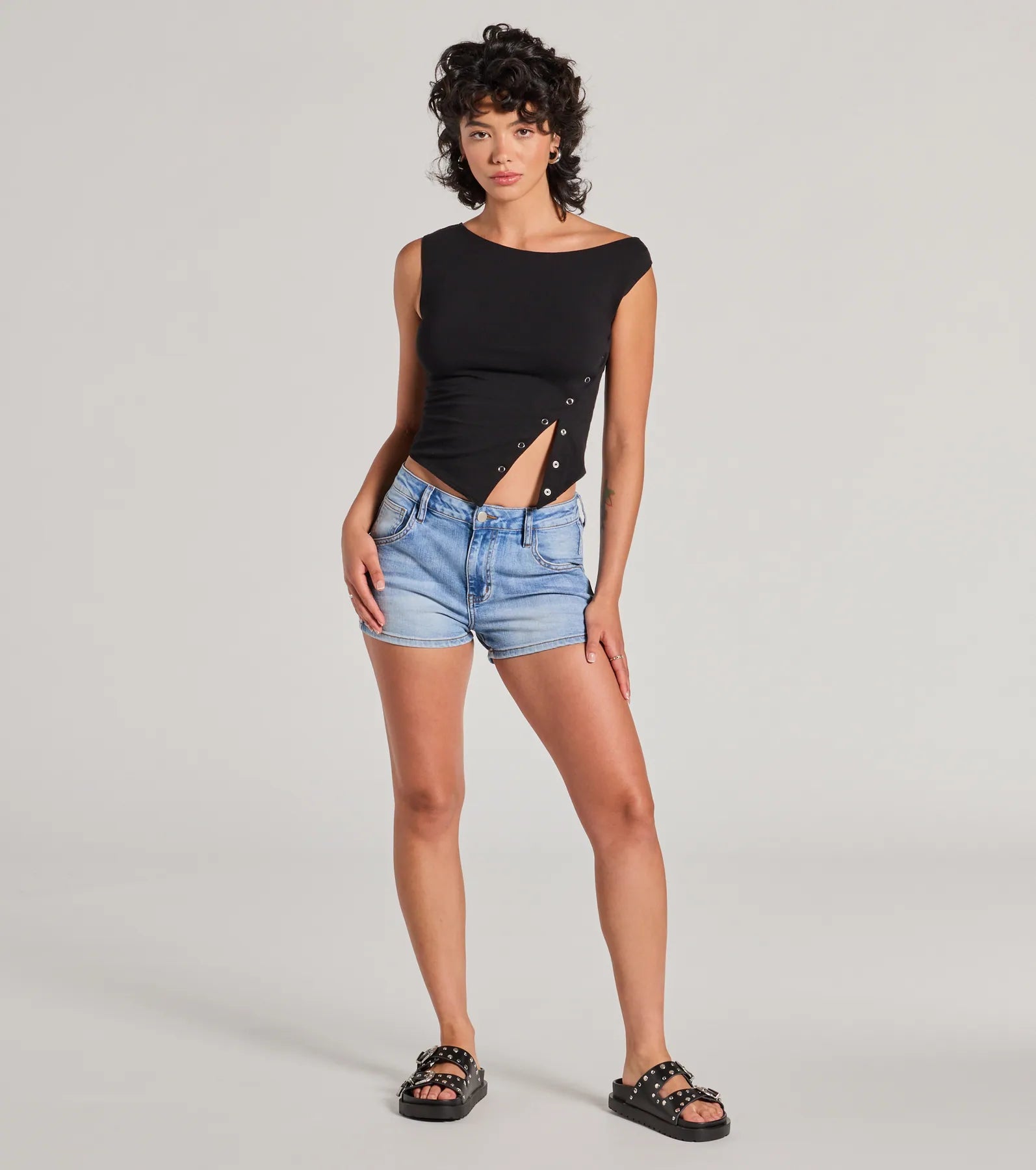 Minimal Aesthetic Off-Shoulder Button Crop Top