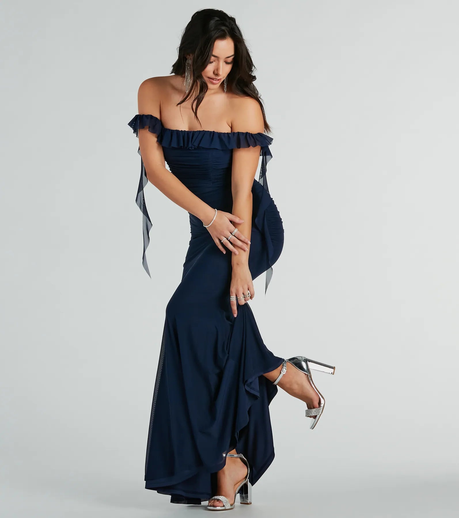 Deyna Formal Mesh Off-The-Shoulder Long Dress