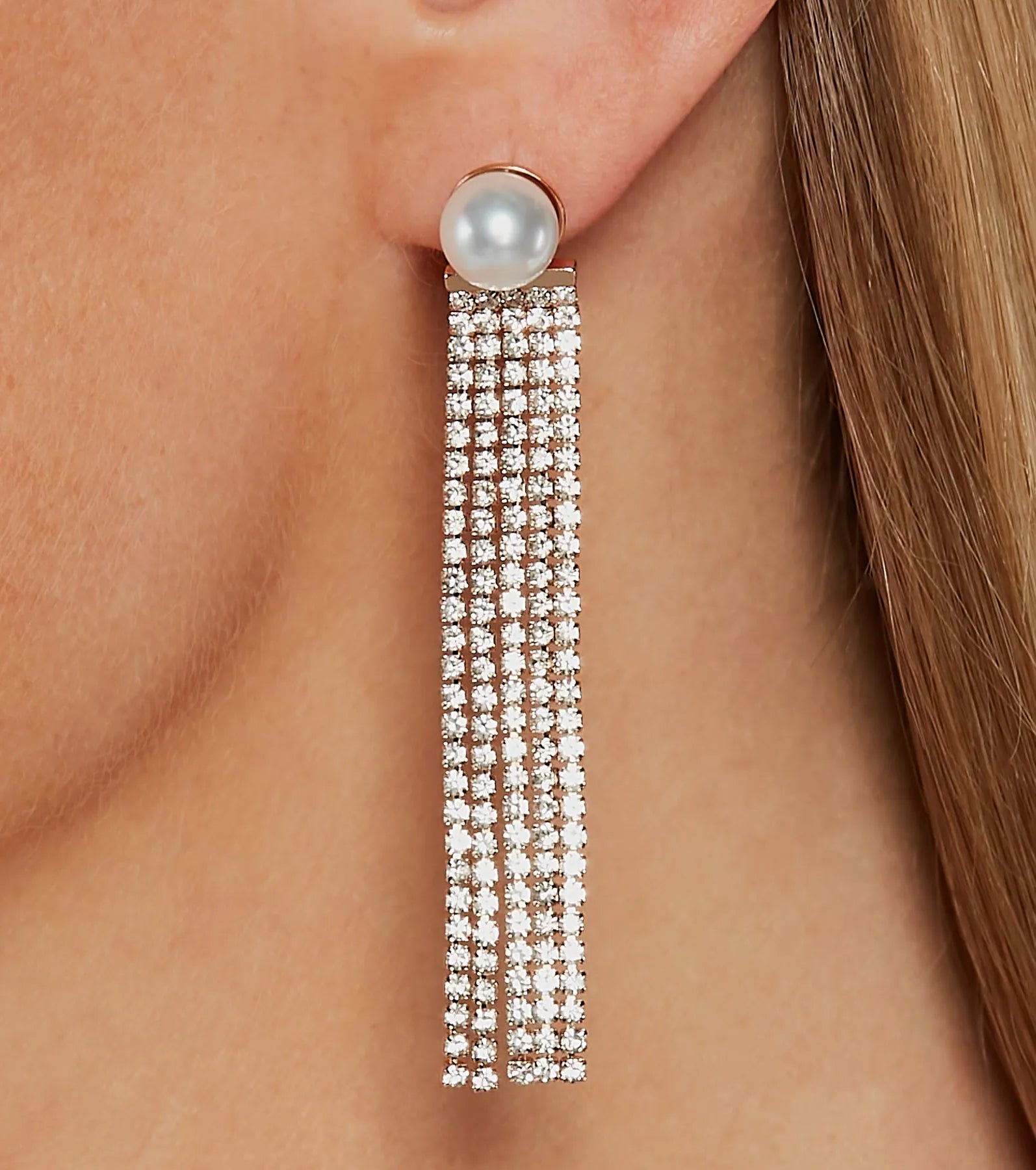 Tasteful Trend Faux Pearl Rhinestone Fringe Earrings