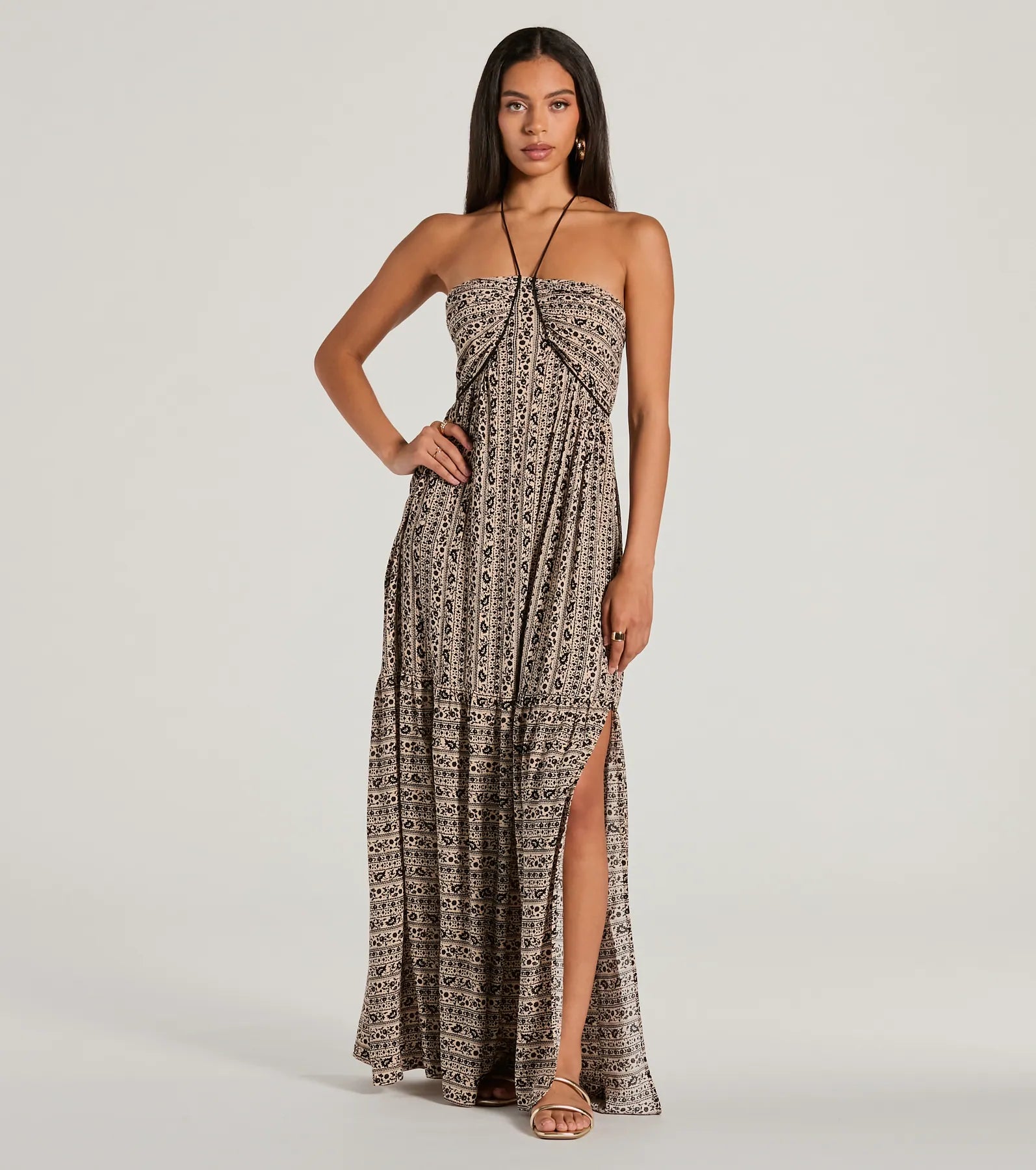 Desert Princess Halter Maxi Dress With Pockets