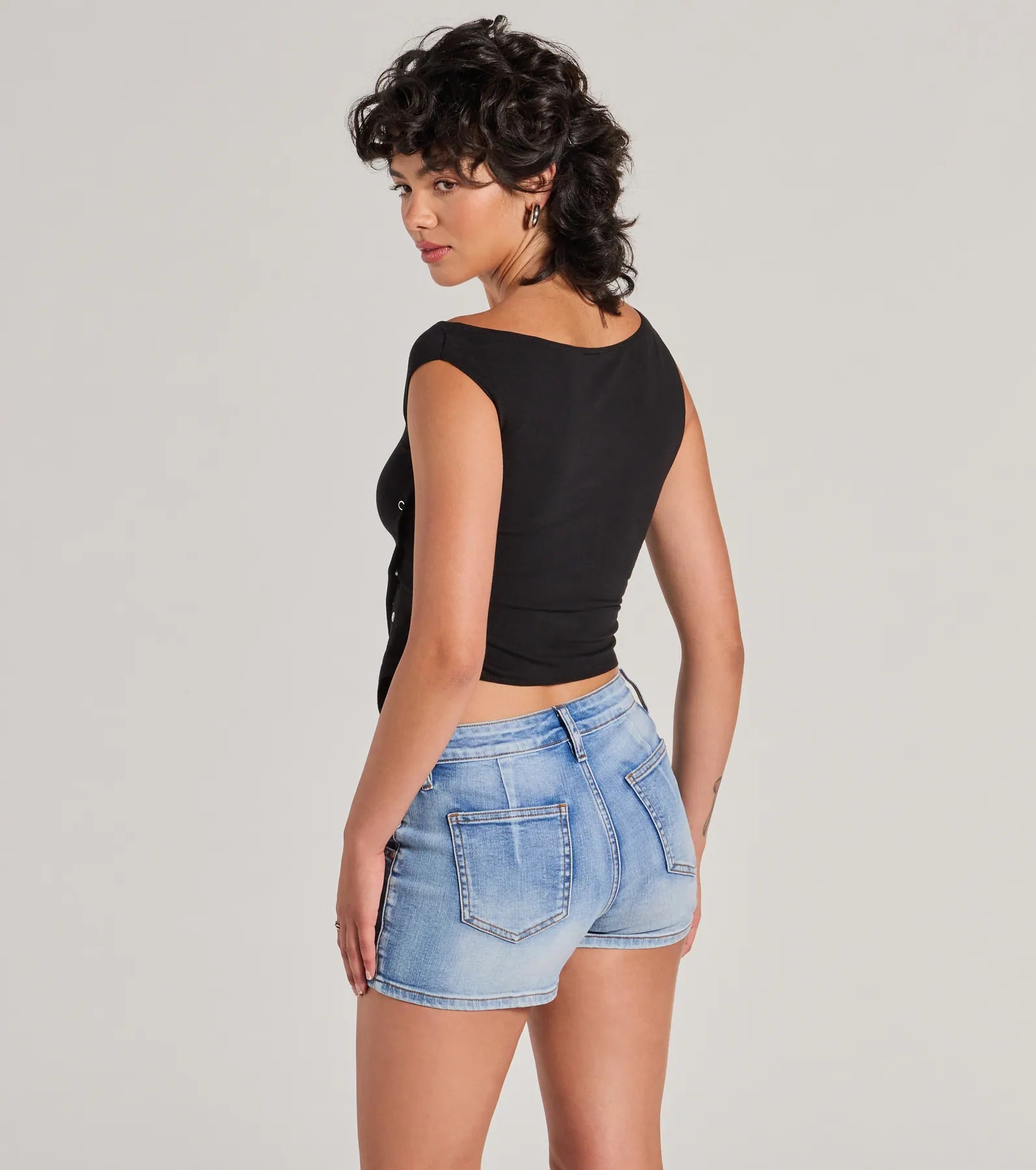 Minimal Aesthetic Off-Shoulder Button Crop Top