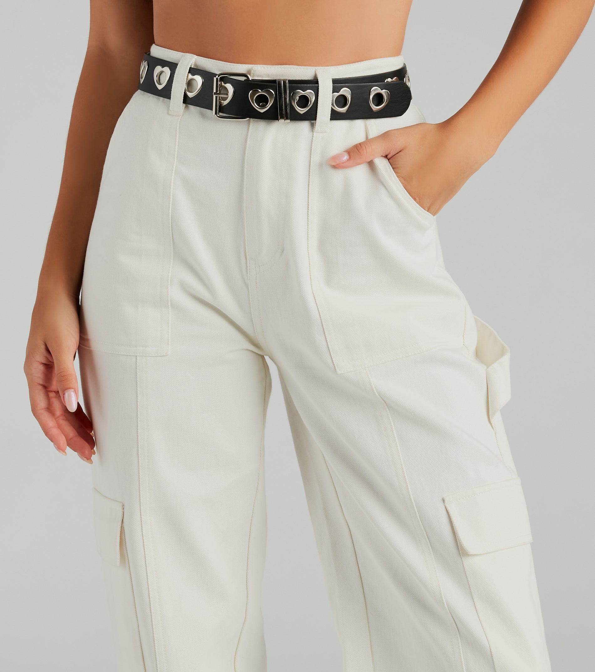 All The Trendy Vibes Heart Detail Belt