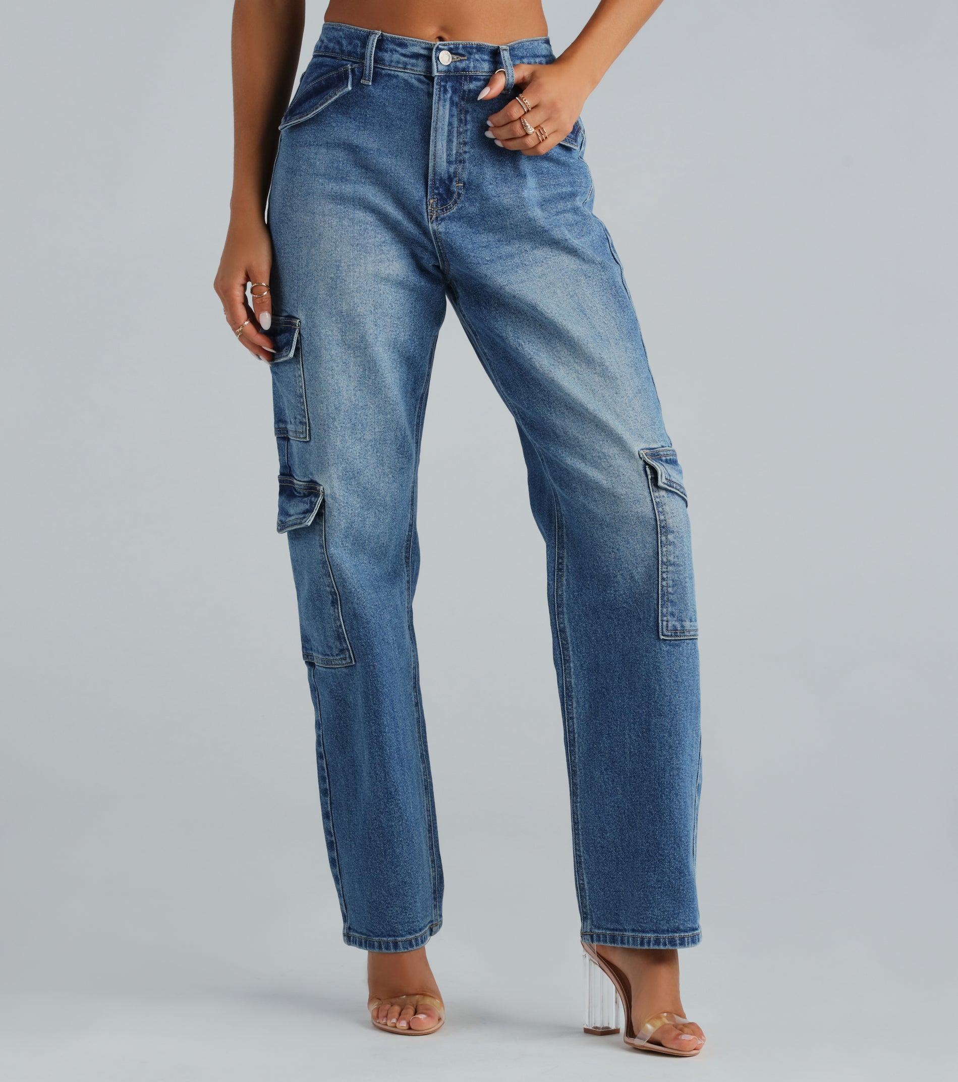 Mid-Rise Cargo-Style Baggy-Leg Jeans