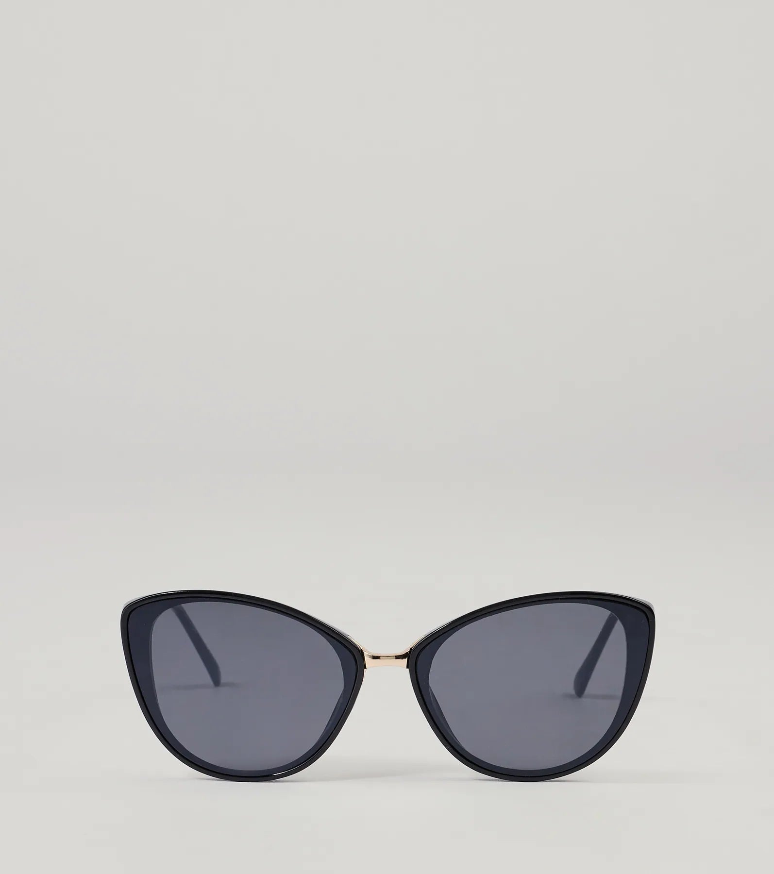 Chic Factor Oversized Sunglasses