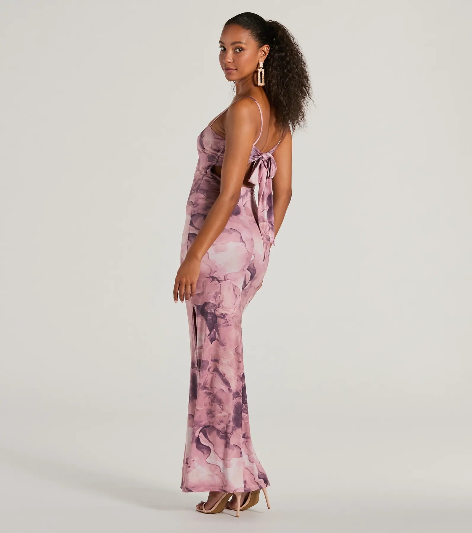 Outside The Lines Tie Back Slit Marble Maxi Dress