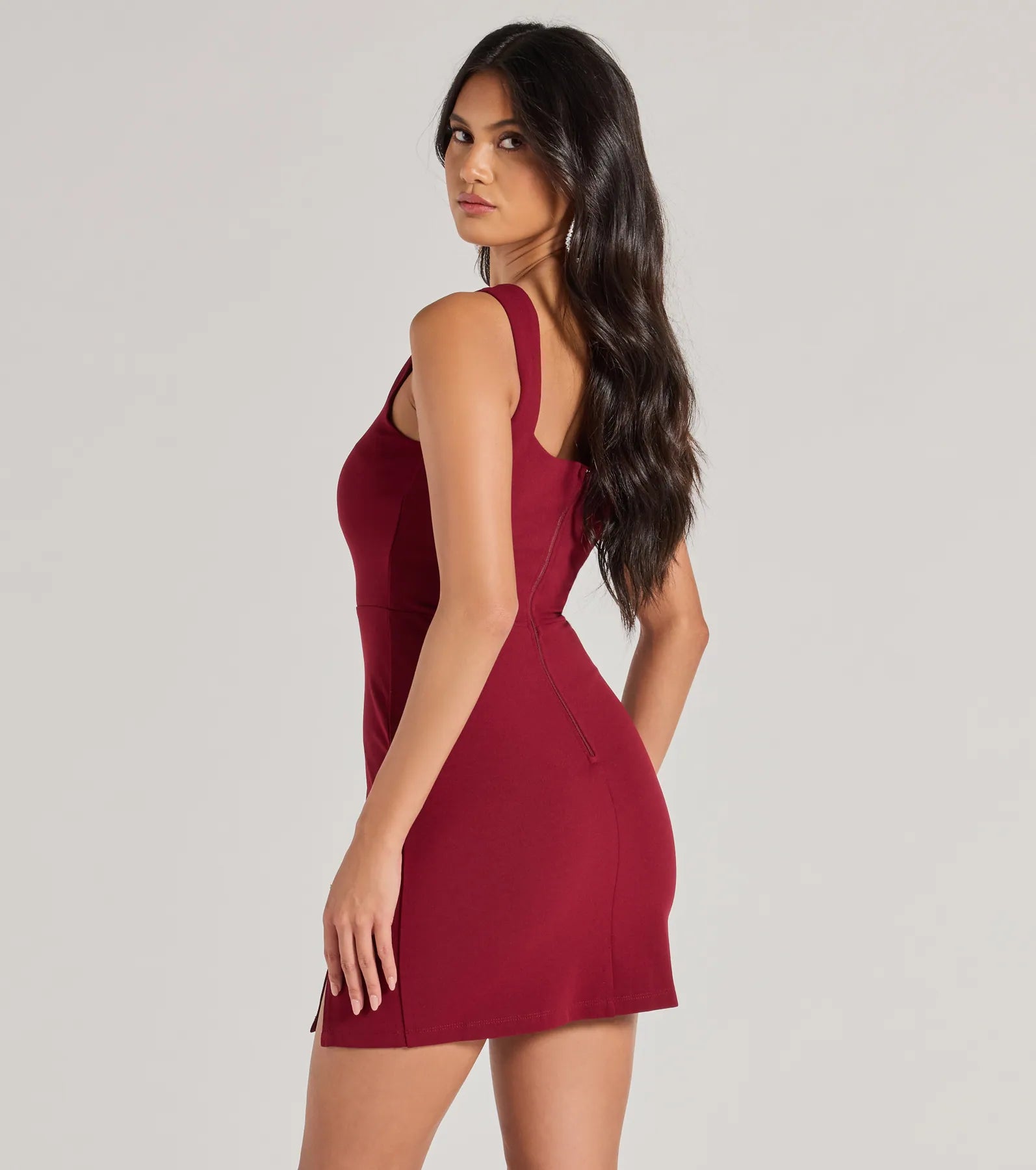 Chic Details Square Neck Bodycon Mini Dress