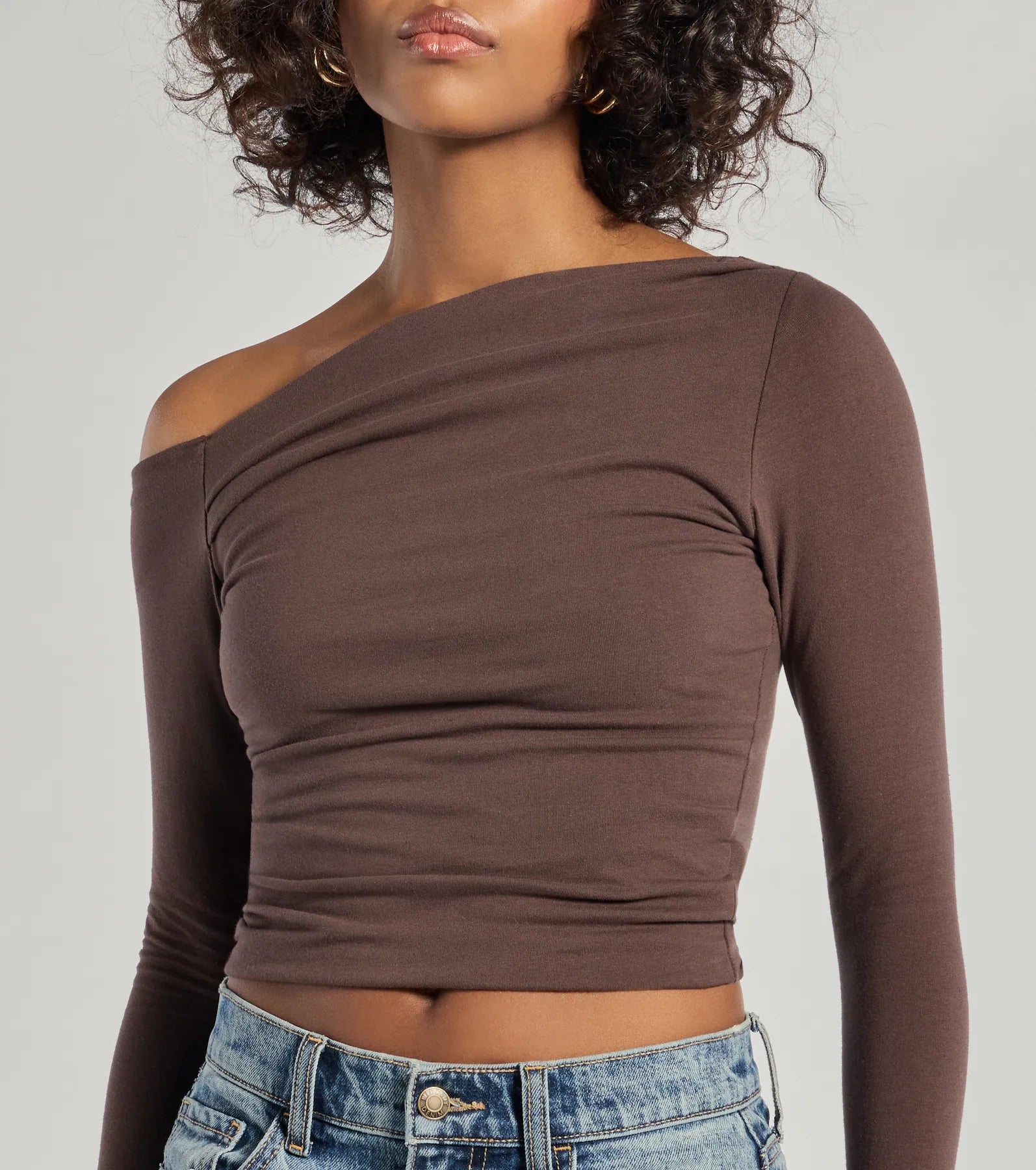 Chic Detail Off-Shoulder Long Sleeve Top