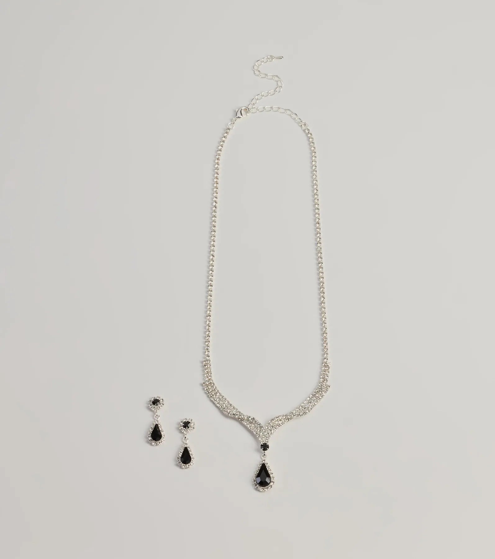 Exude Luxe Necklace And Earrings Set