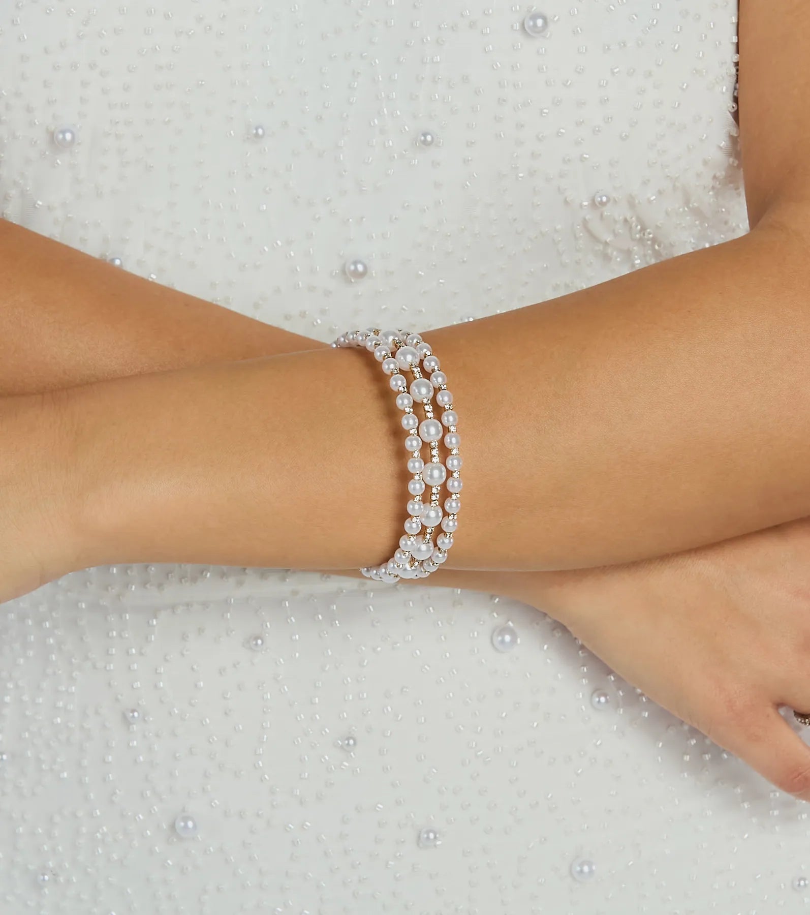 Glamorous Dazzle Faux Pearl Rhinestone Cuff Bracelet