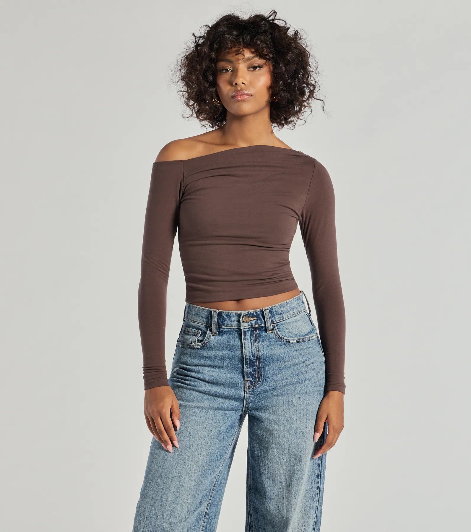 Chic Detail Off-Shoulder Long Sleeve Top