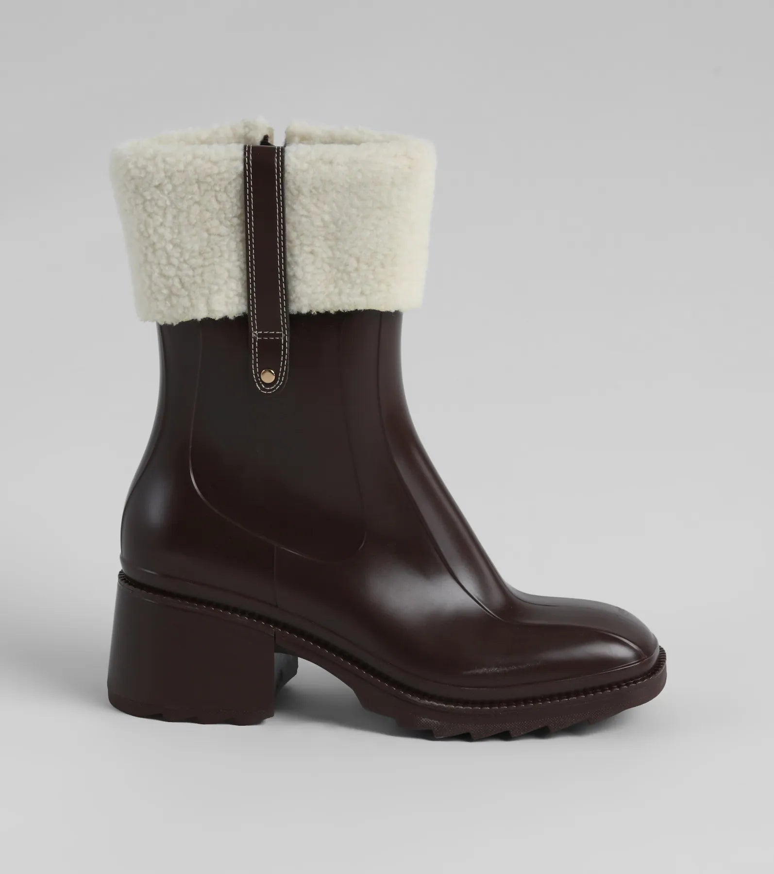 Chic Snow Bunny Faux Sherpa Rain Boots