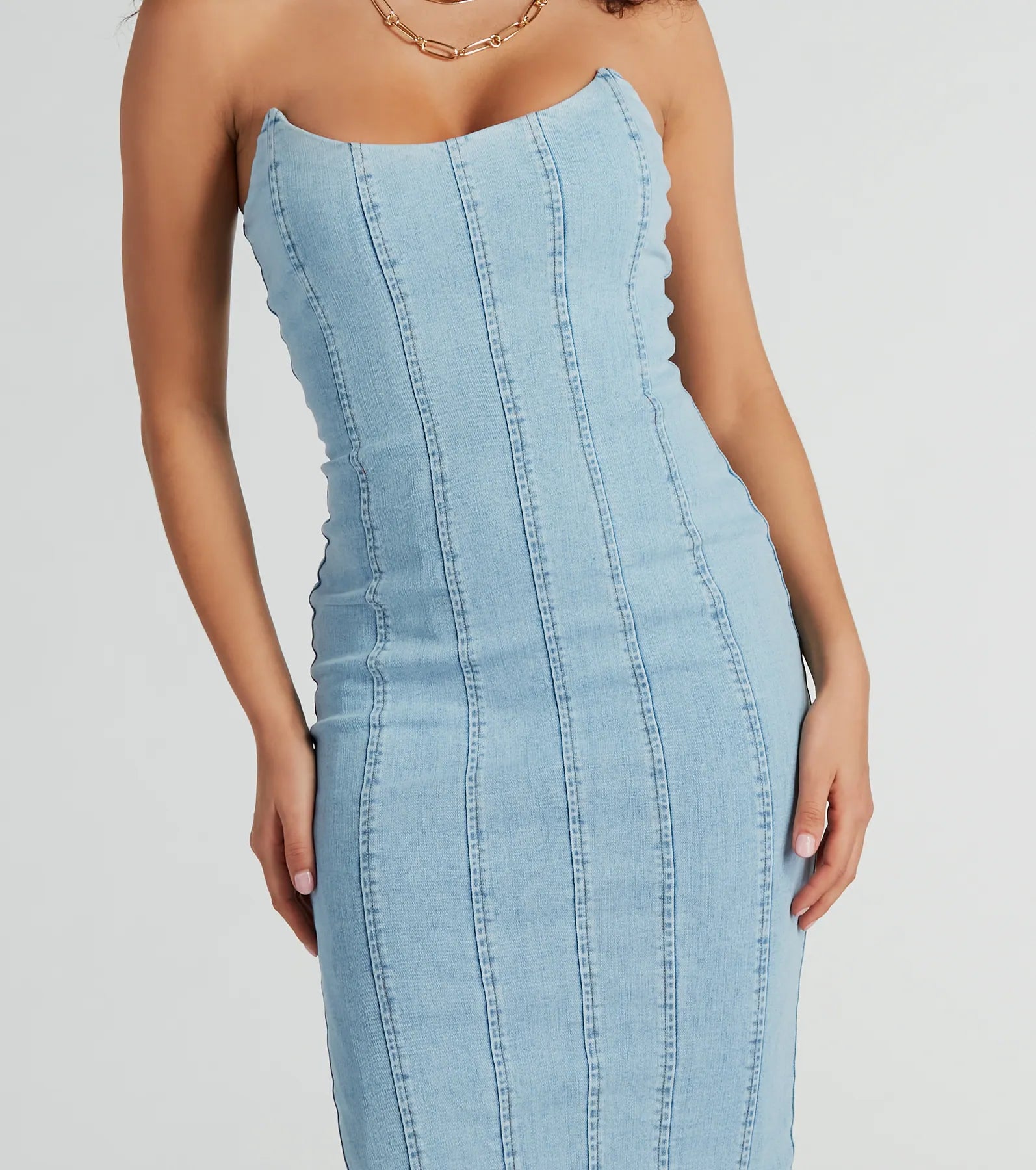 Crush-Worthy Strapless Denim Bodycon Midi Dress