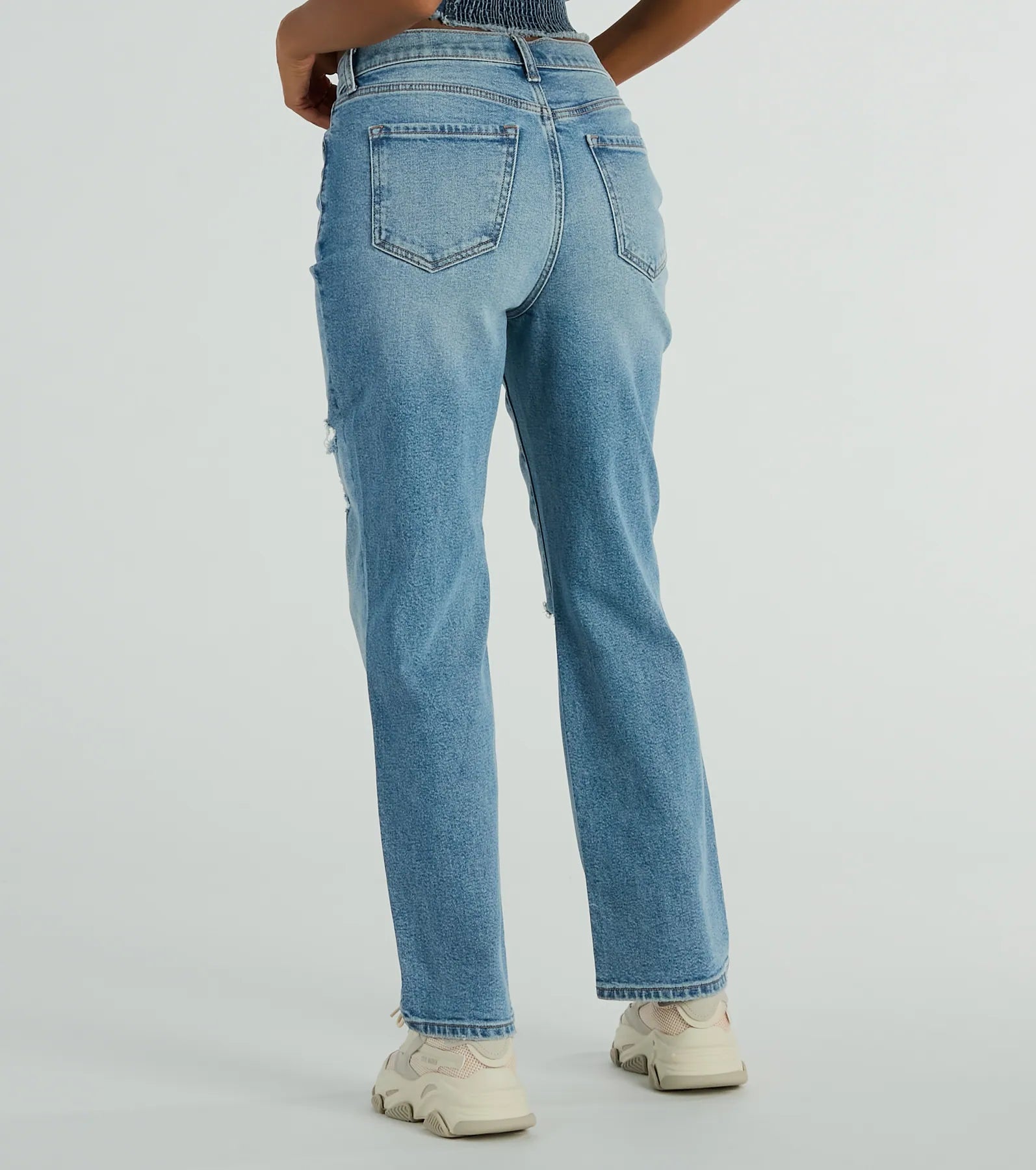 Serve Style Mid-Rise Straight-Leg Denim Jeans