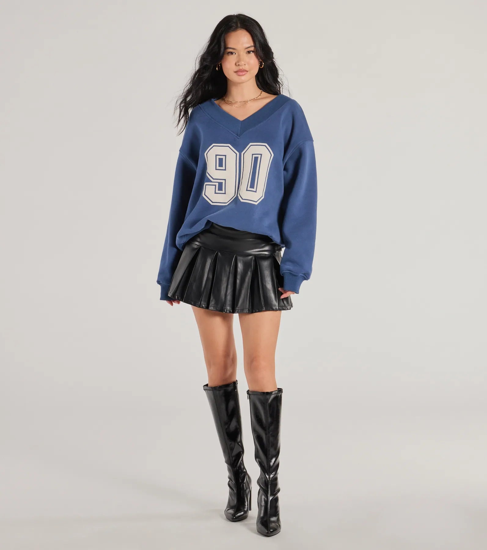 90 Graphic Oversized Pullover Sweatshirt