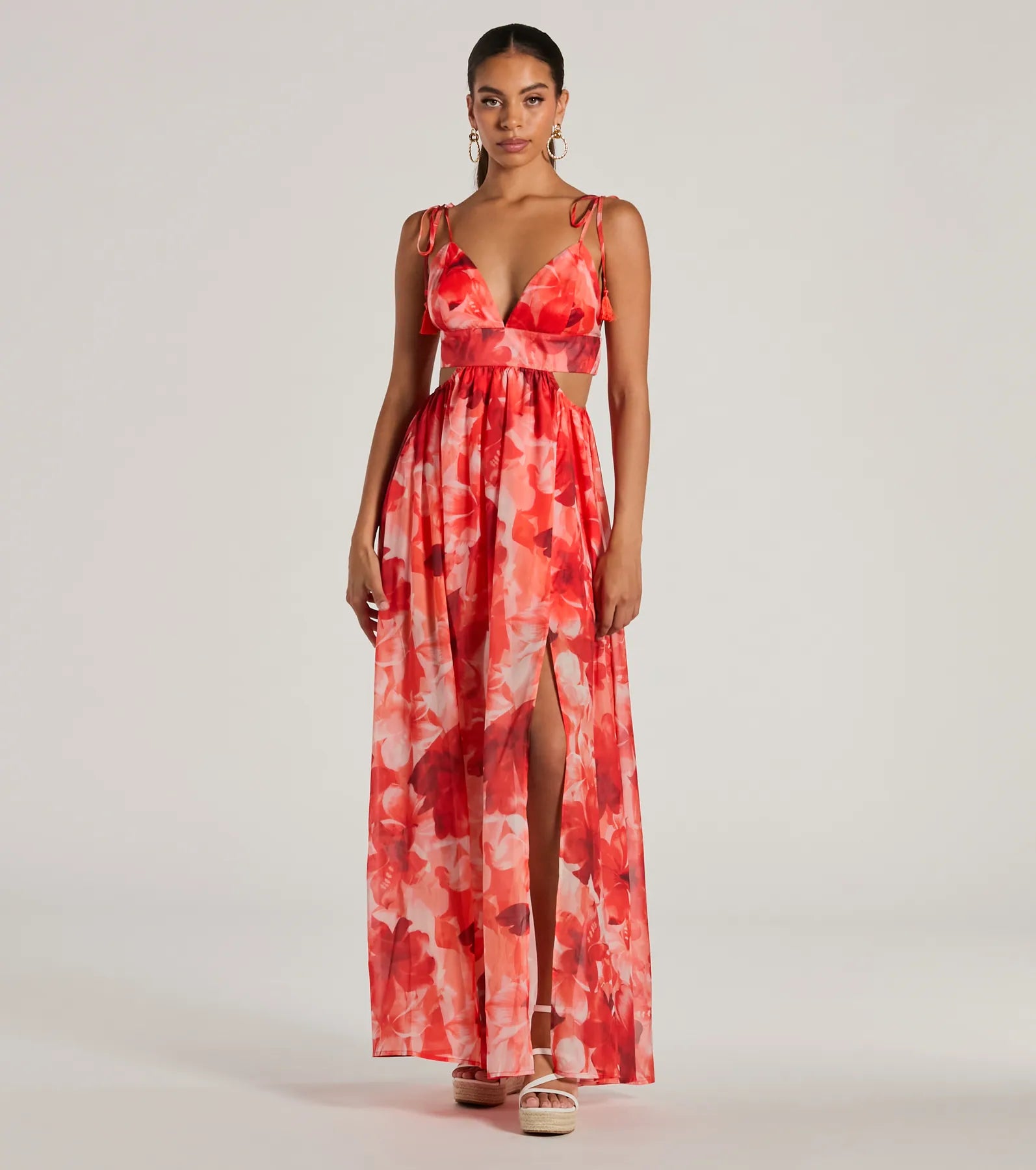 Vacay Attitude V-Neck Floral Tropical Maxi Dress