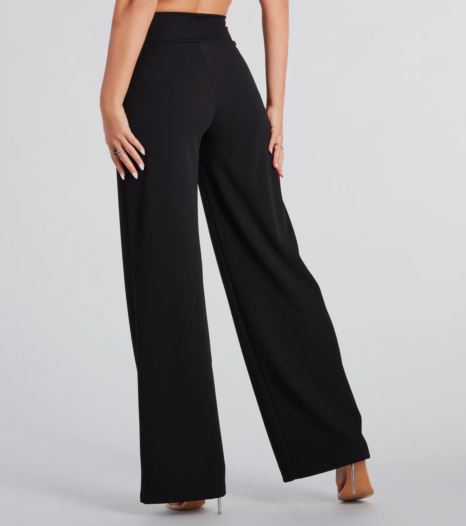 Perfect Look Belt-Detail Trouser Pants