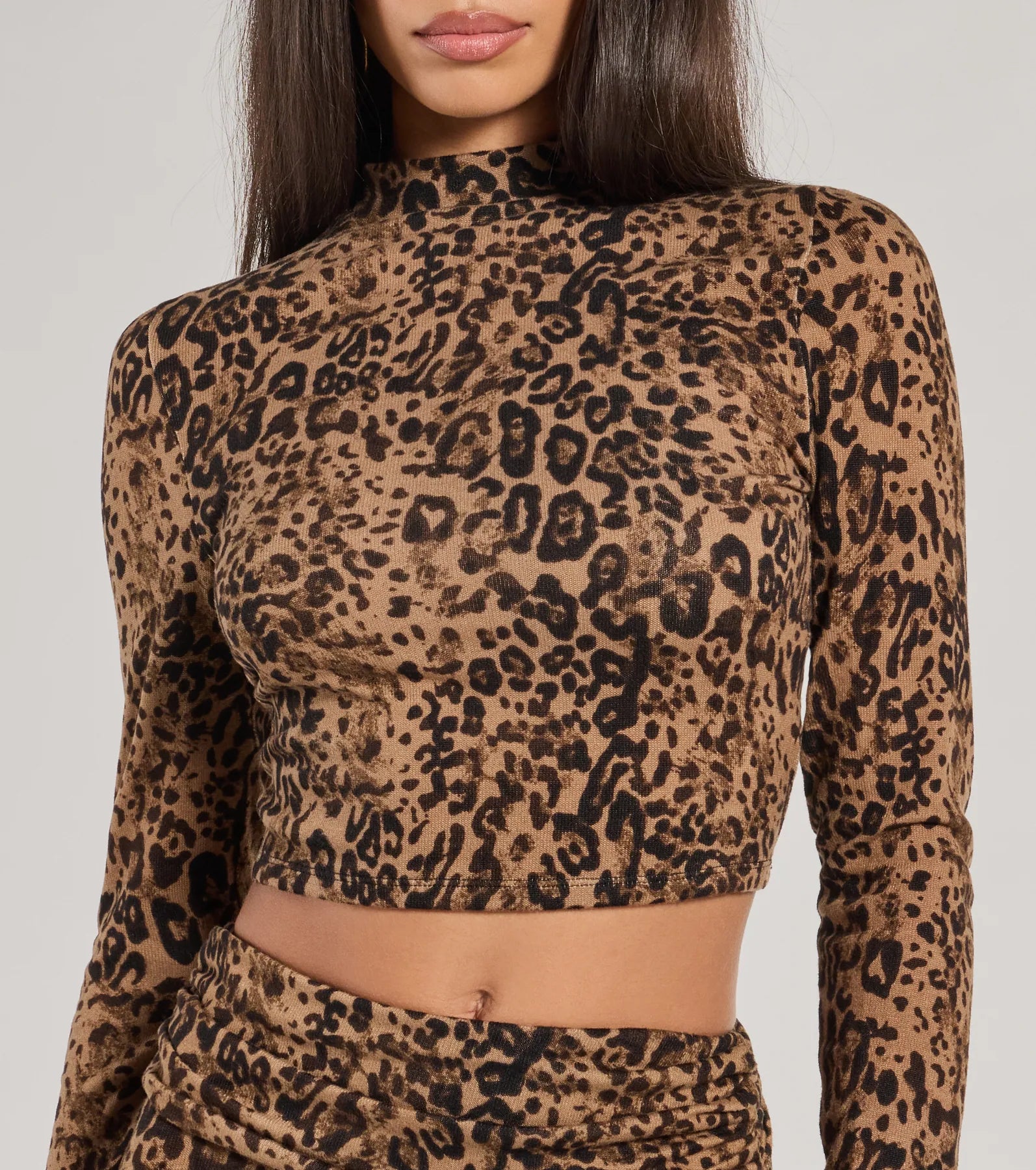 Bold Aura Leopard Print Knit Crop Top