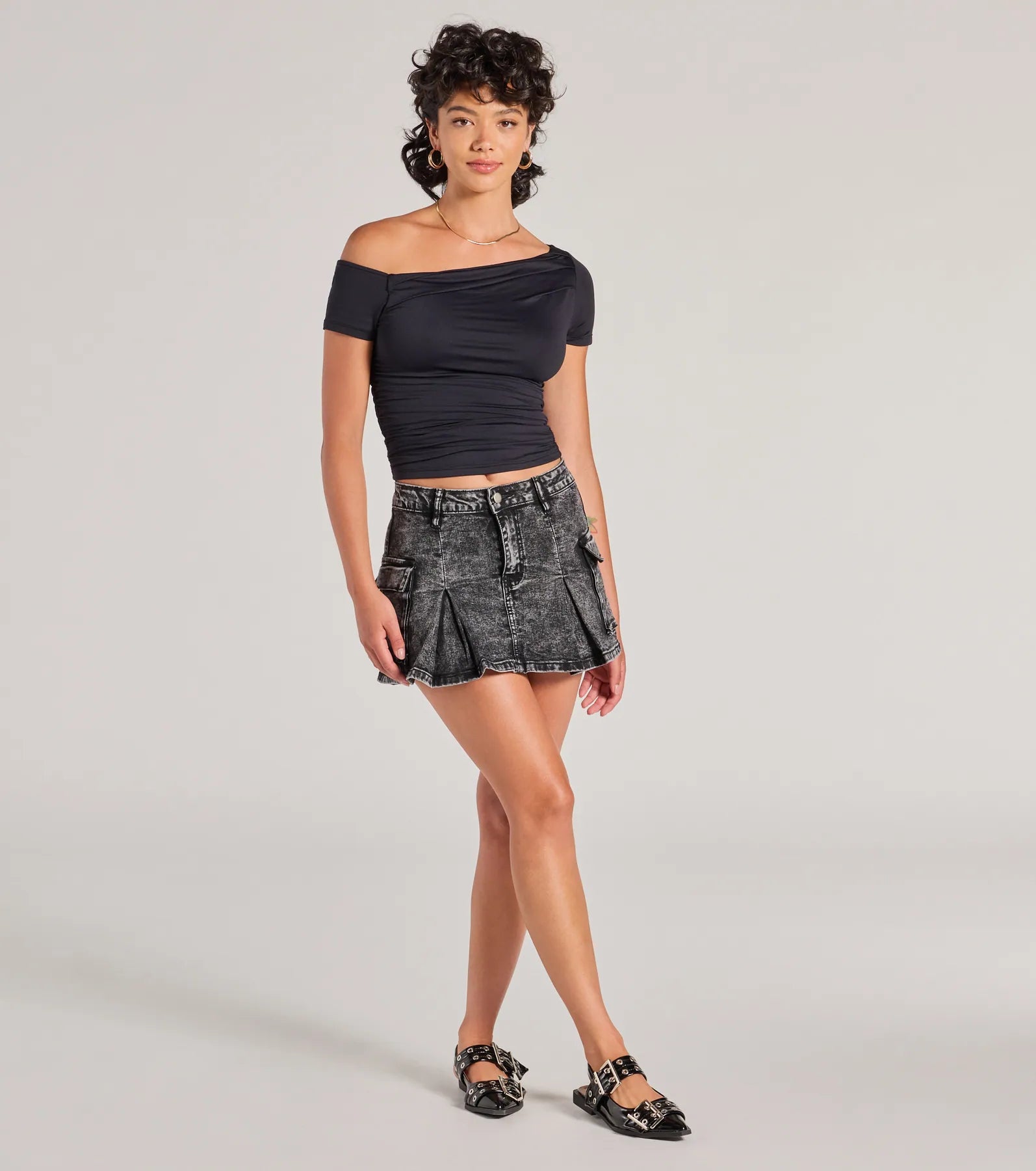 Channel Cute Mid-Rise Pleated Denim Mini Skirt