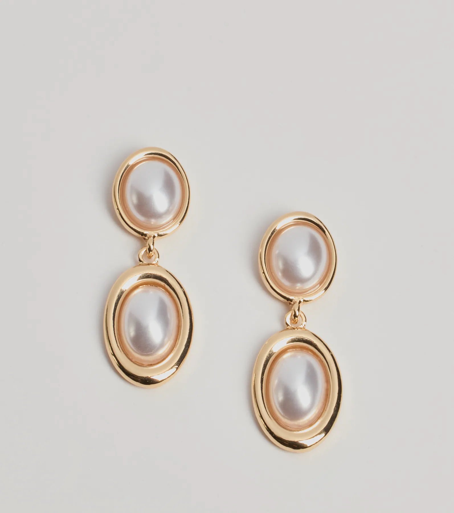 Vintage Luxe Faux Pearl Drop Earrings