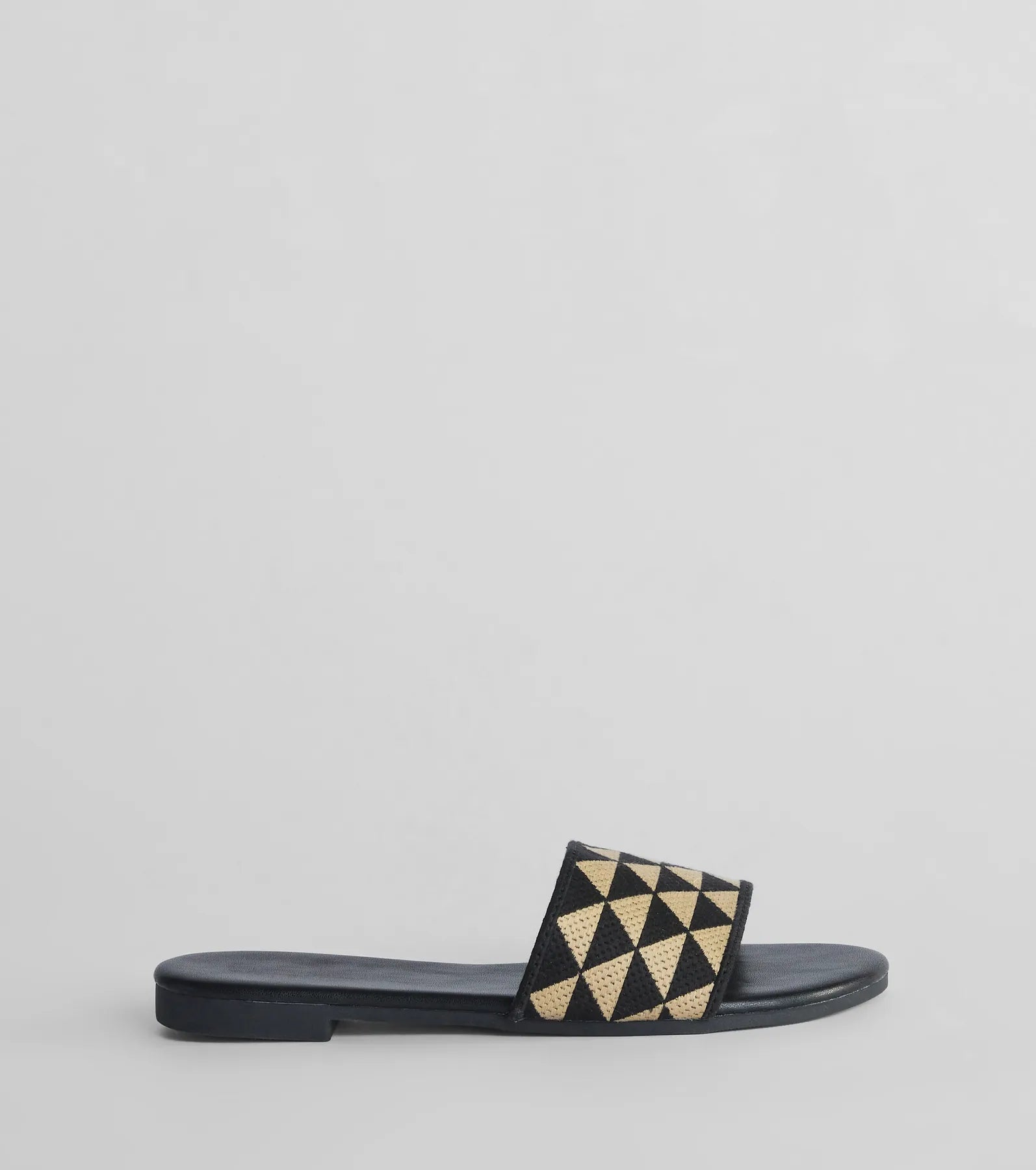 Points Of Interest Triangle Print Strap Flat Sandals