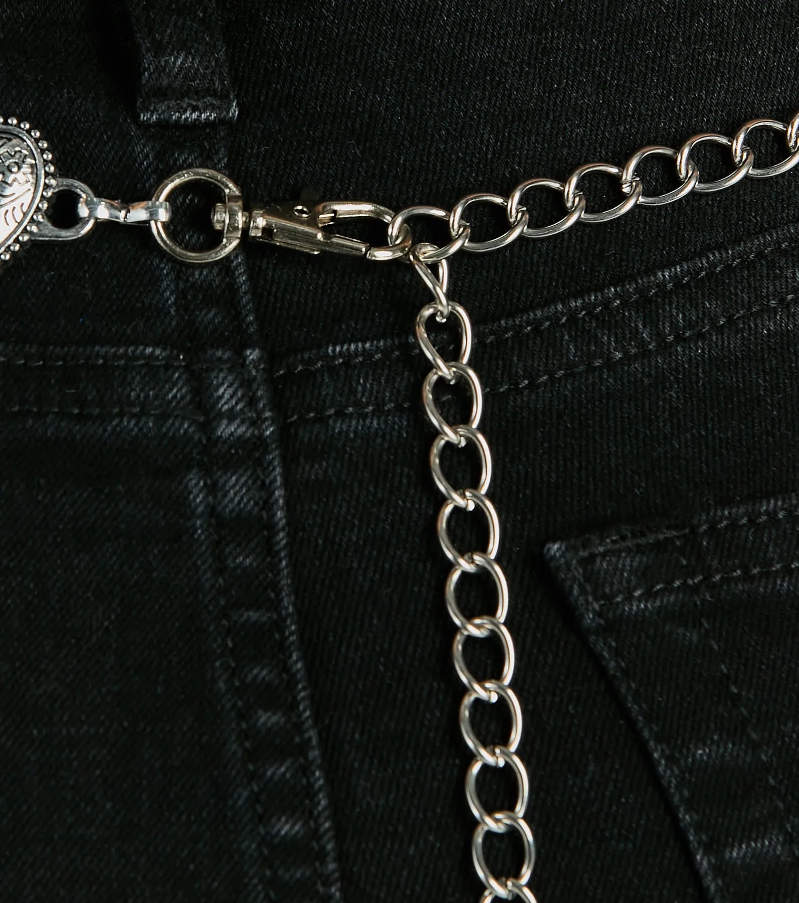 Western Cutie Concho Heart Chain Belt