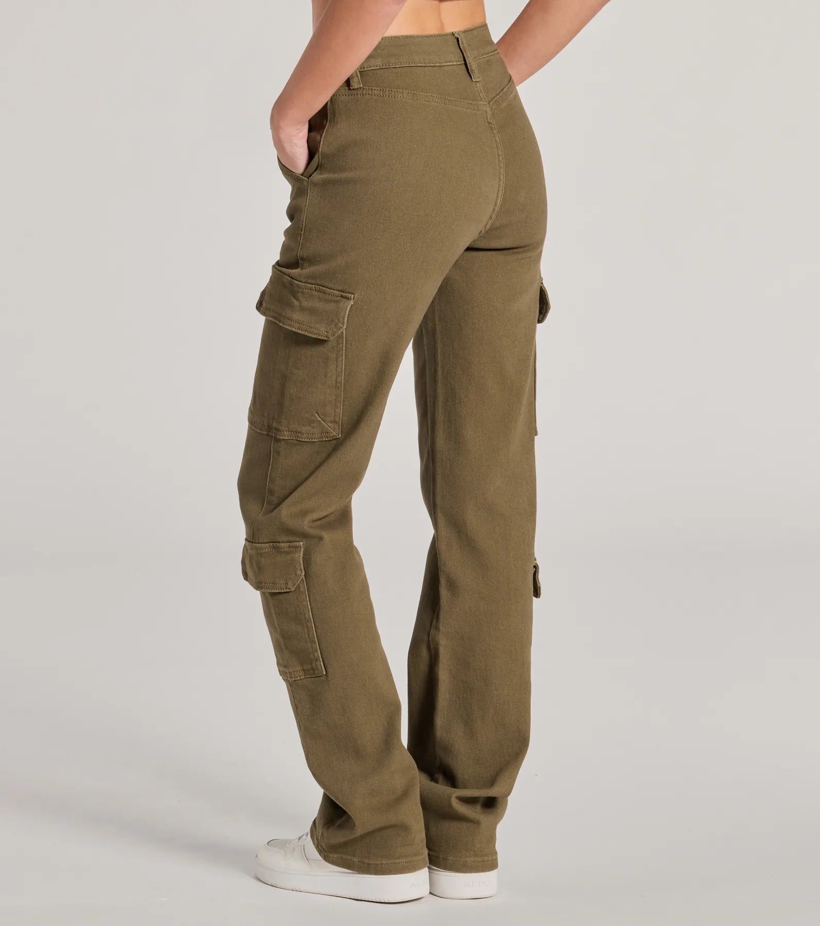 Casual Meets Stylish High-Rise Cargo Straight Leg Pants