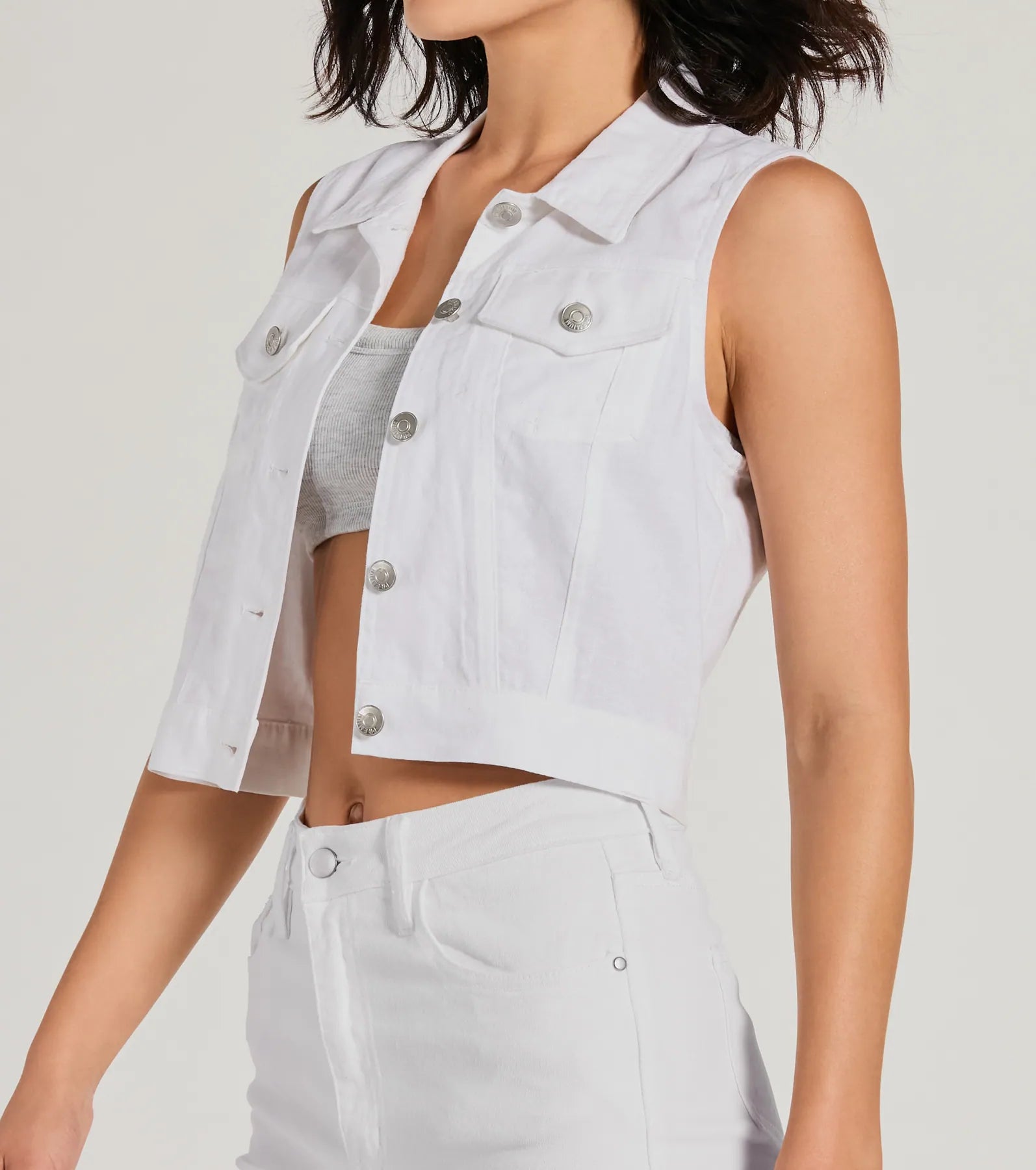 Perfect Company Sleeveless Button-Up Vest