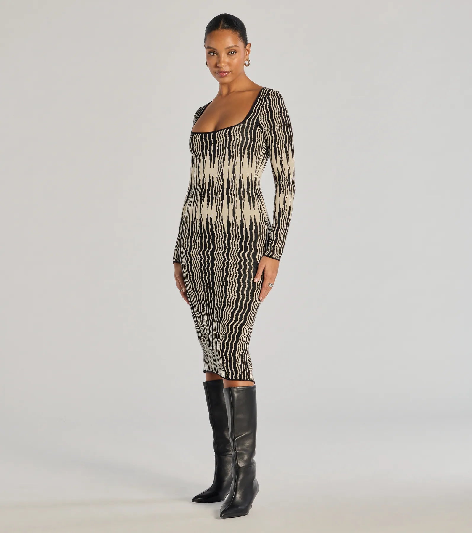 Trendy Look Abstract Striped Knit Midi Sweater Dress