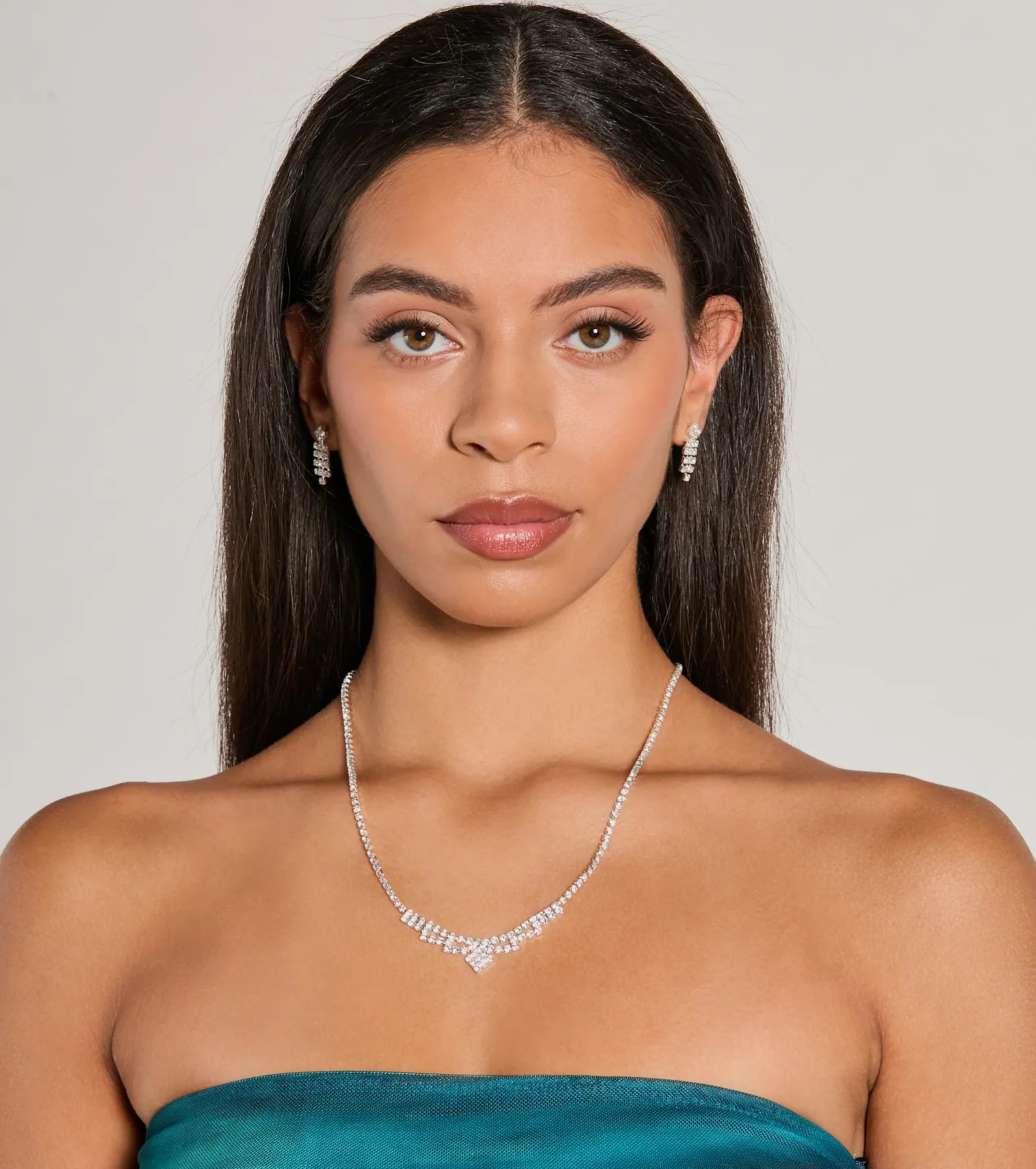 Sparkle Status Rhinestone Necklace And Earrings Set