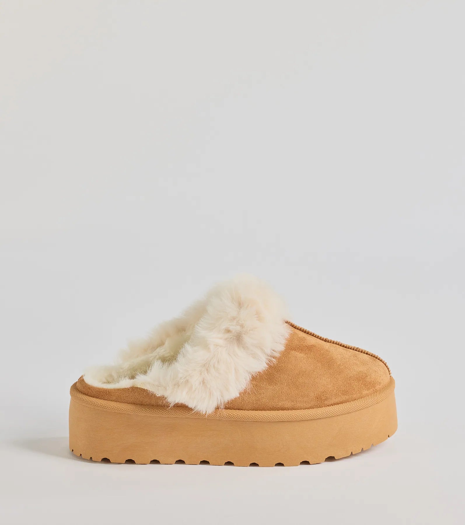 Cozy Mode Faux Fur Lined Platform Slippers