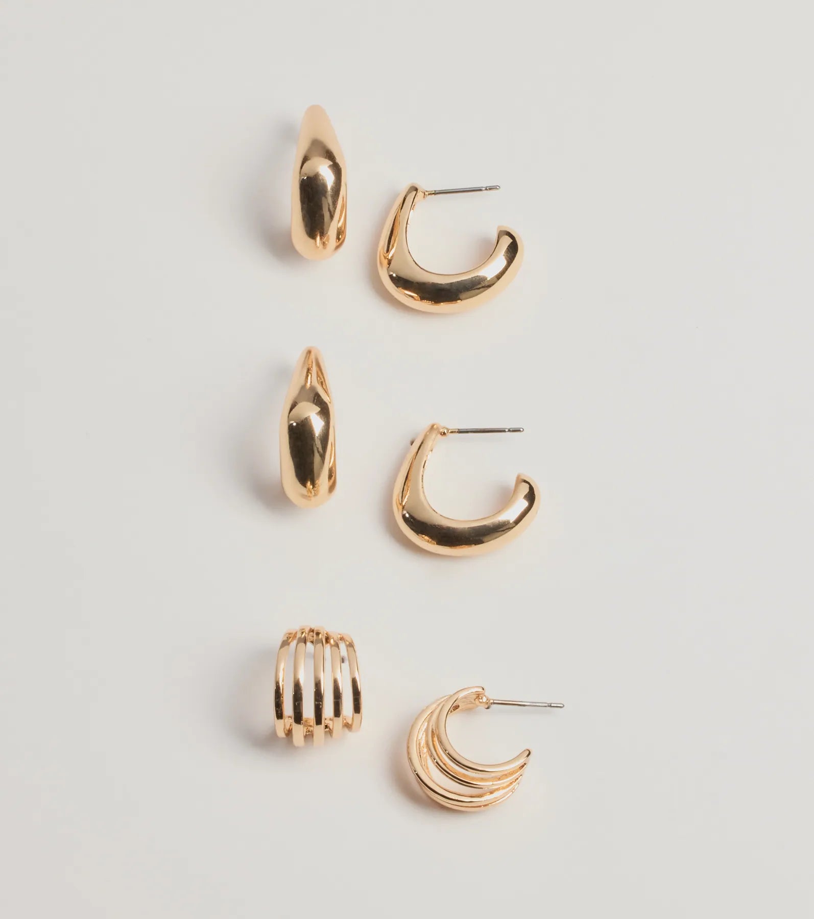 Sleek Design Hoop Earrings Set