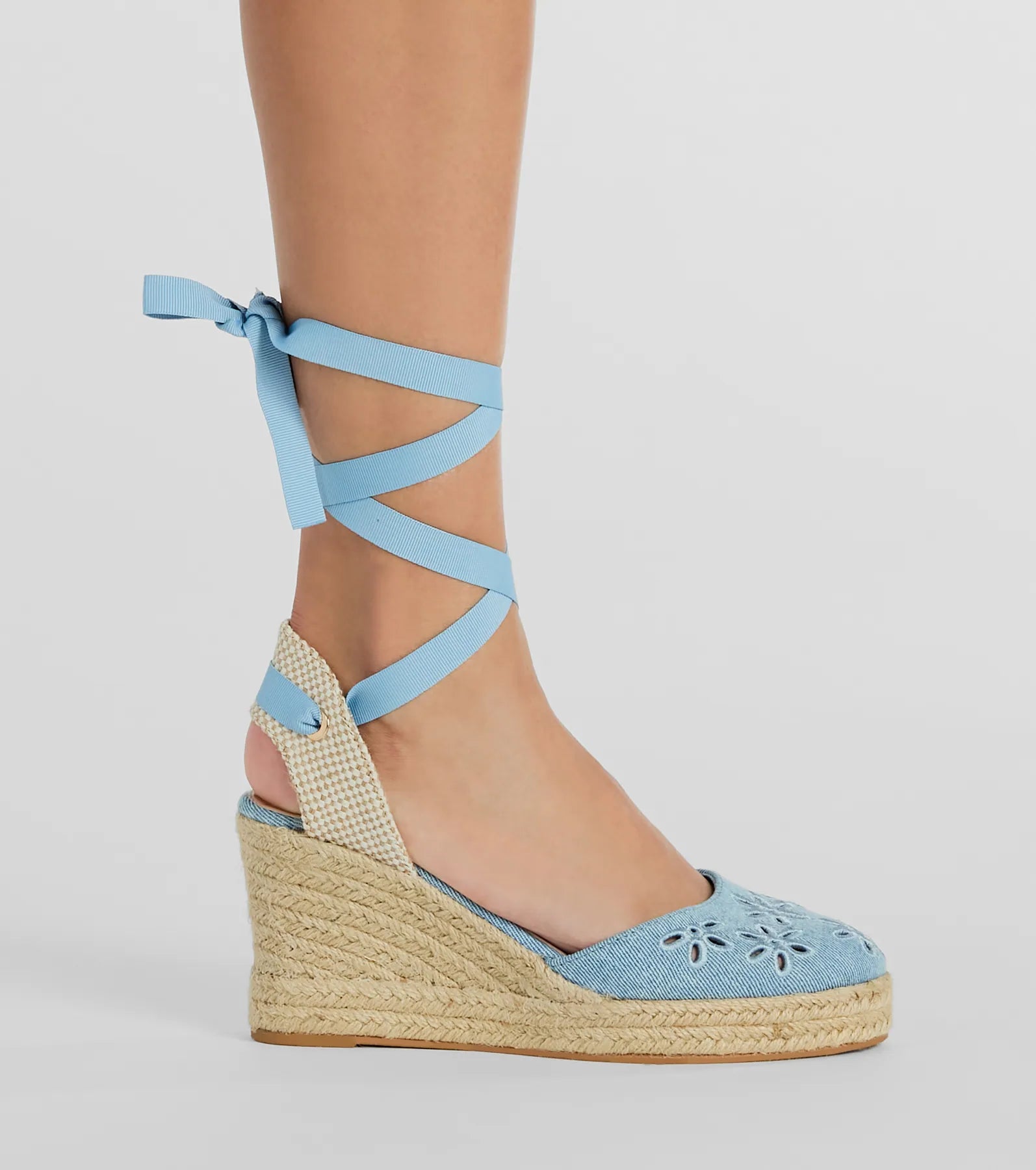 Cute Vibes Flower-Detail Espadrille Wedges