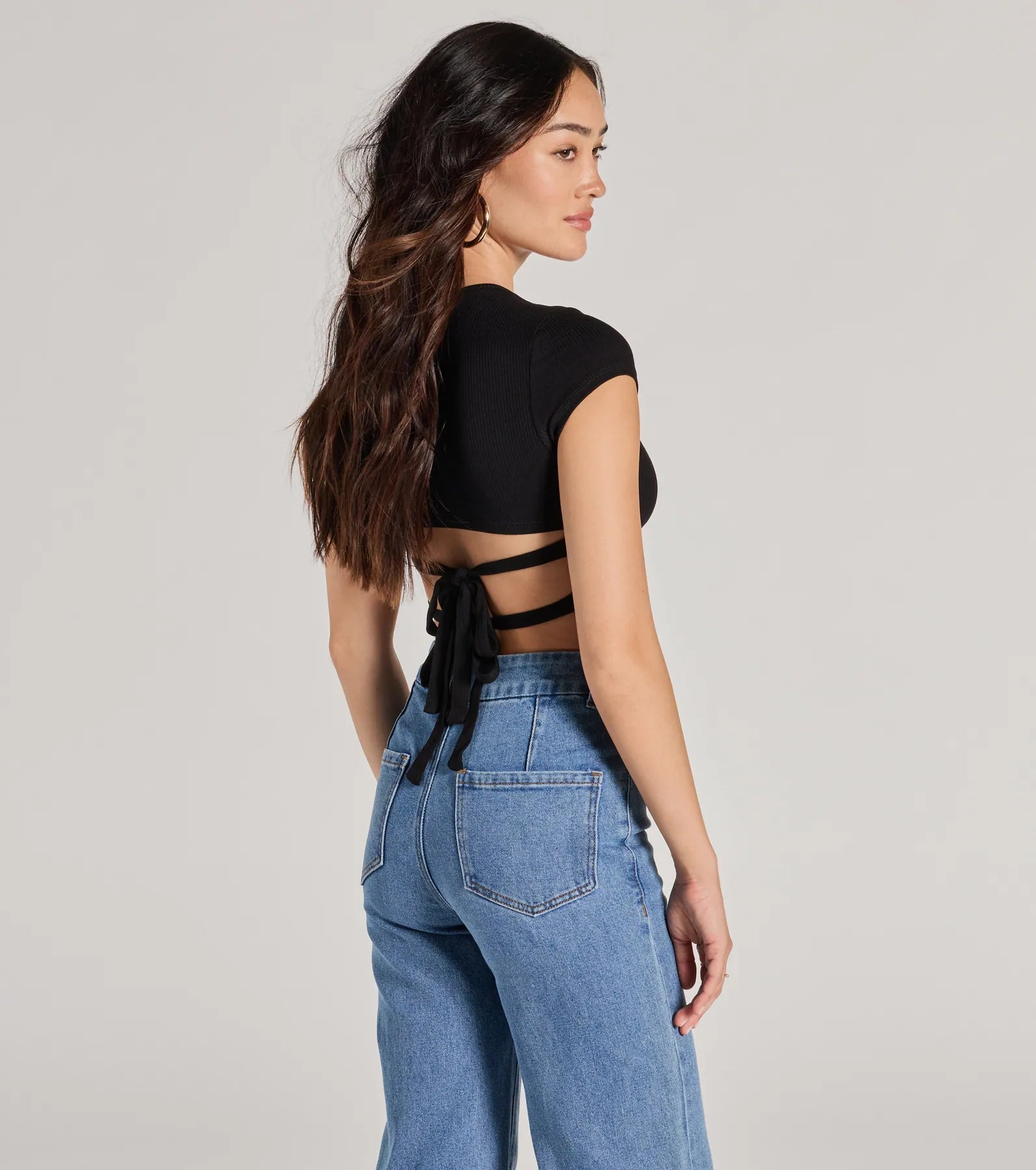 Cute Twist Strappy Back Crop Top