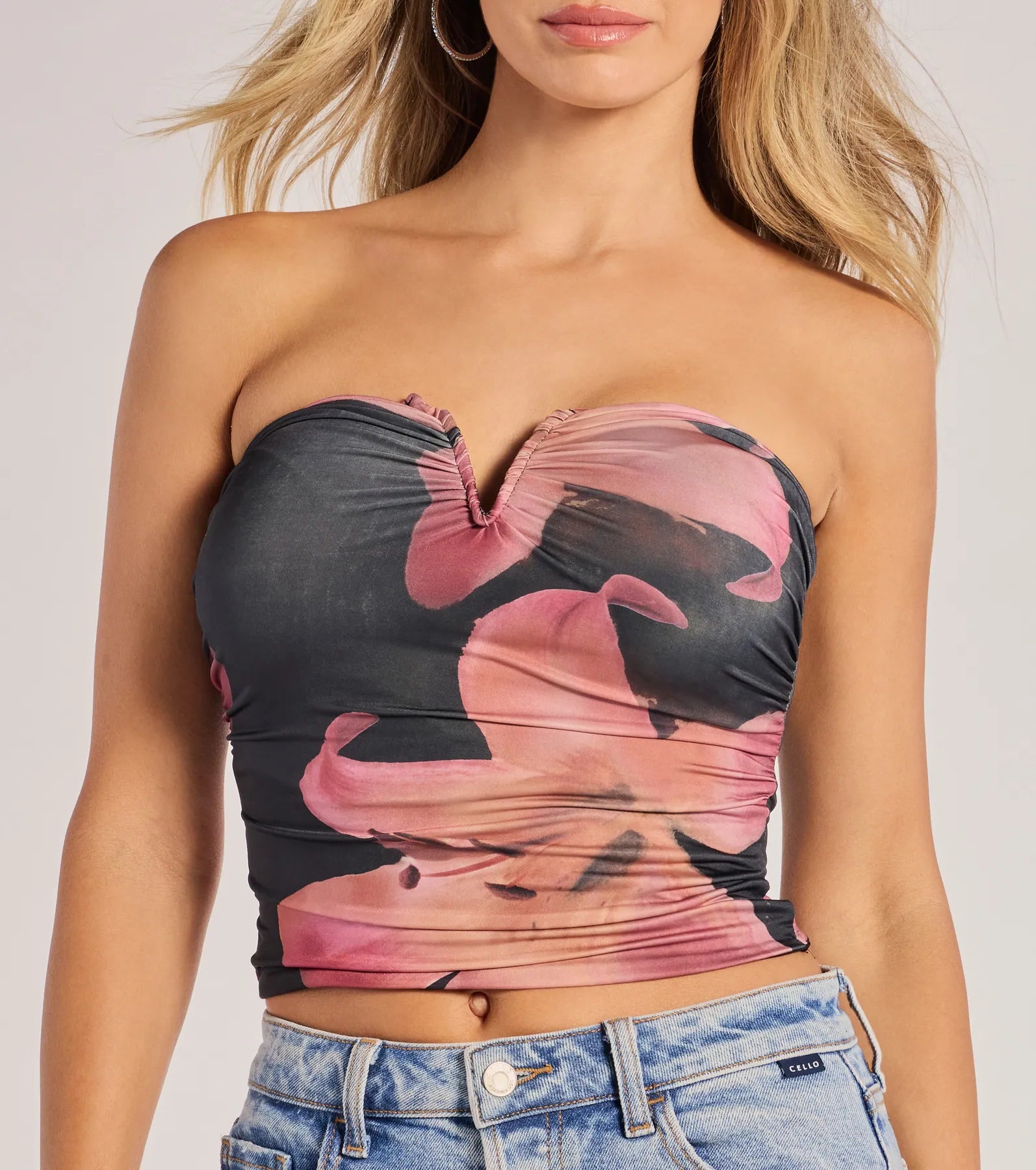 Pretty Aura Floral Print Strapless Crop Top