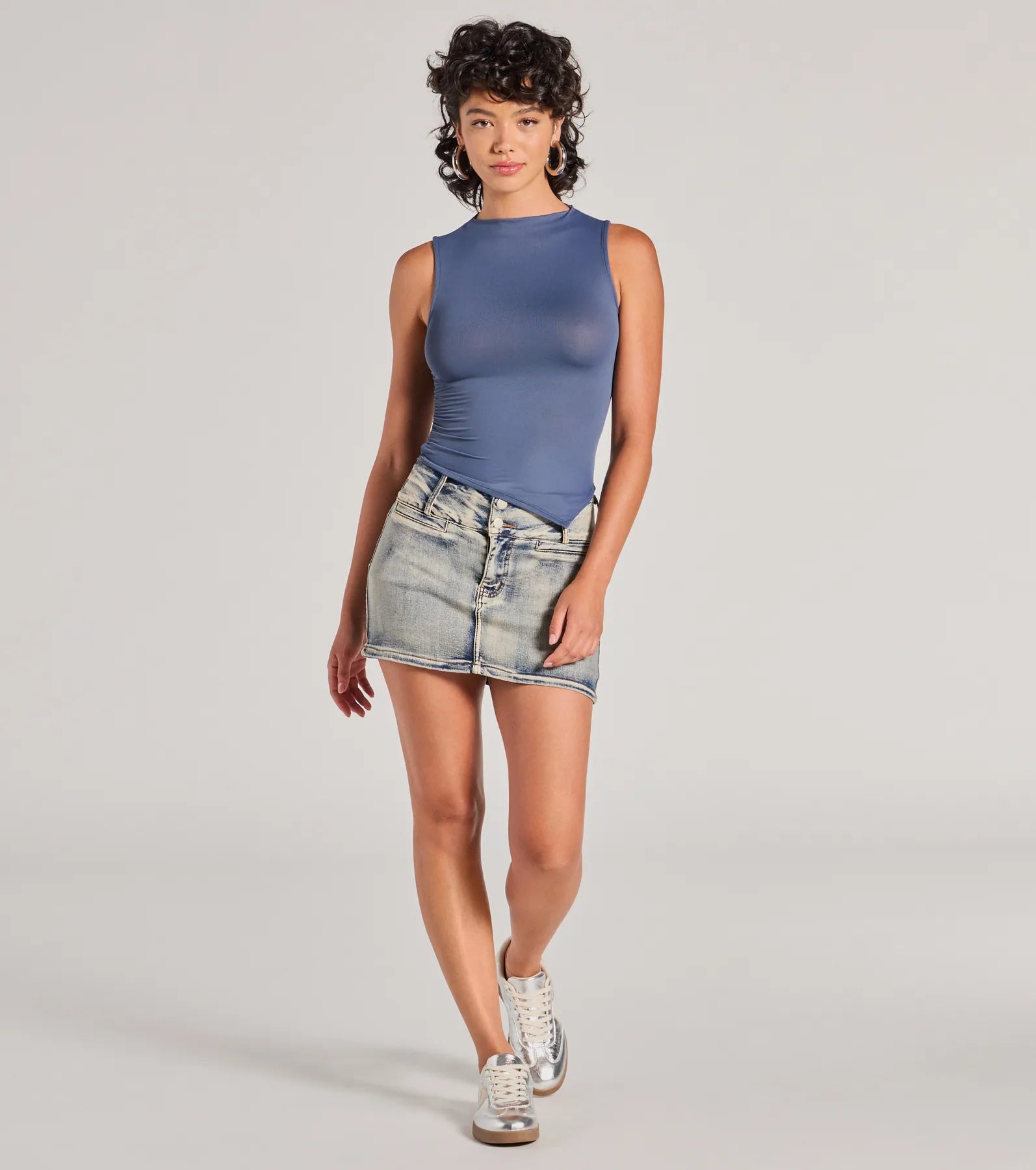 Stylish Basic Sleeveless Mock Neck Crop Top