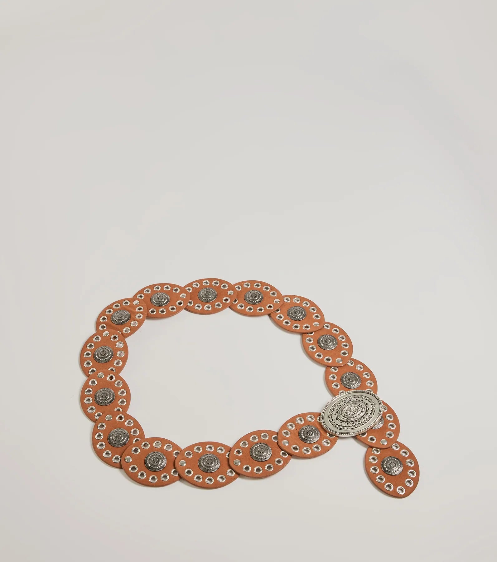 Top Prize Oval Medallion Concho Belt