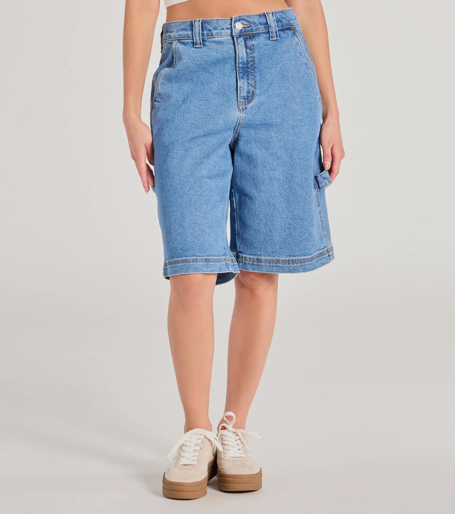 Latest Trend Mid-Rise Denim Jorts