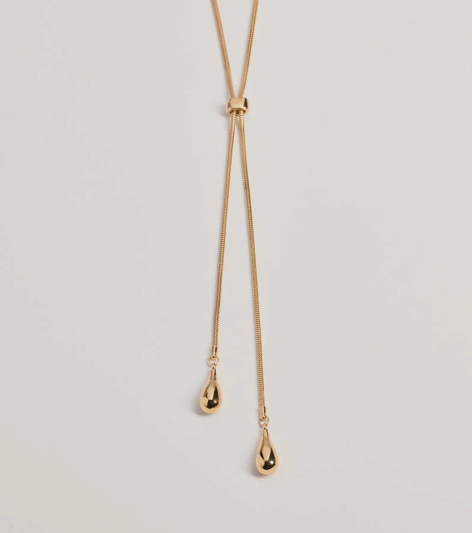 Sleek Teardrop Charm Lariat Necklace