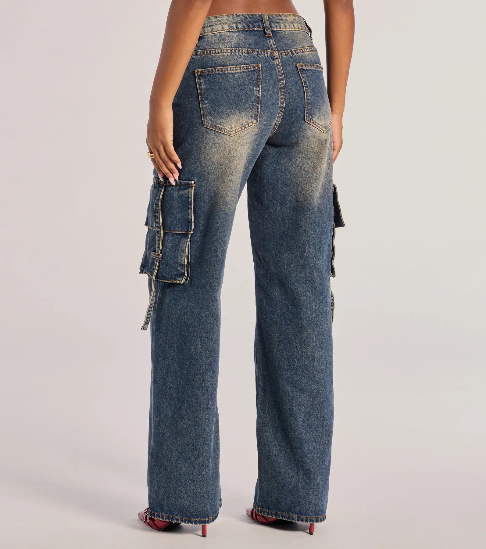 Trendsetter High-Rise Wide-Leg Cargo Jeans