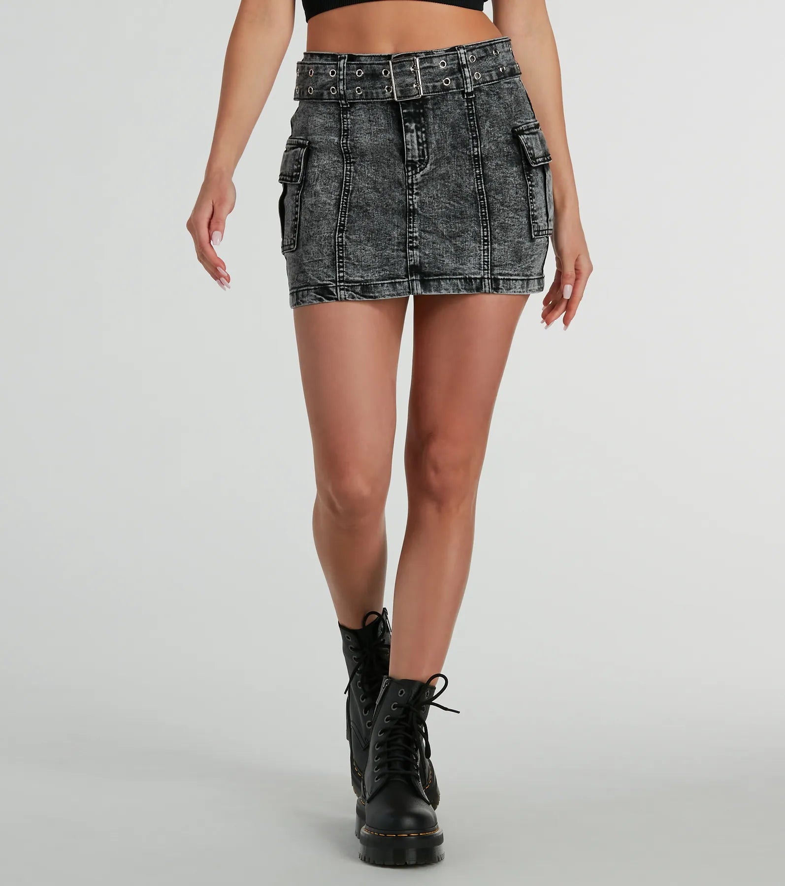 Trendsetting Aesthetic Belted Denim Mini Skirt