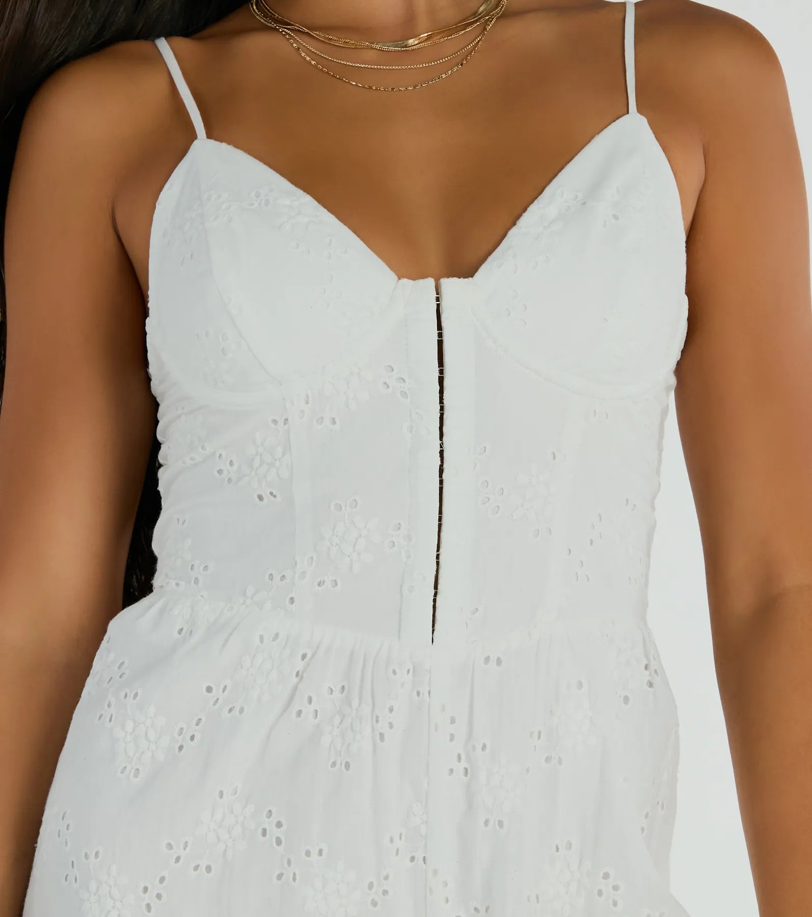 Sweet Aura Sleeveless Sweetheart Eyelet Romper