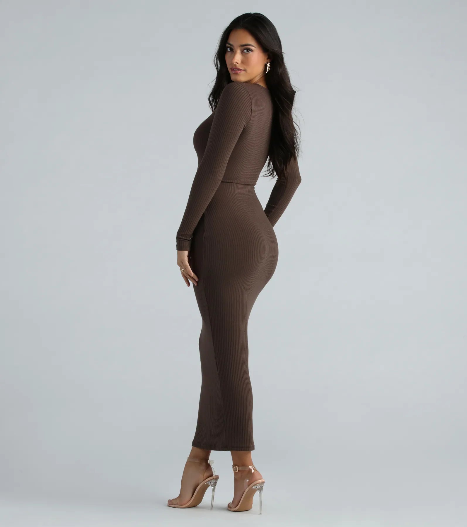 Showstoppin' Staple Long Sleeve Maxi Dress